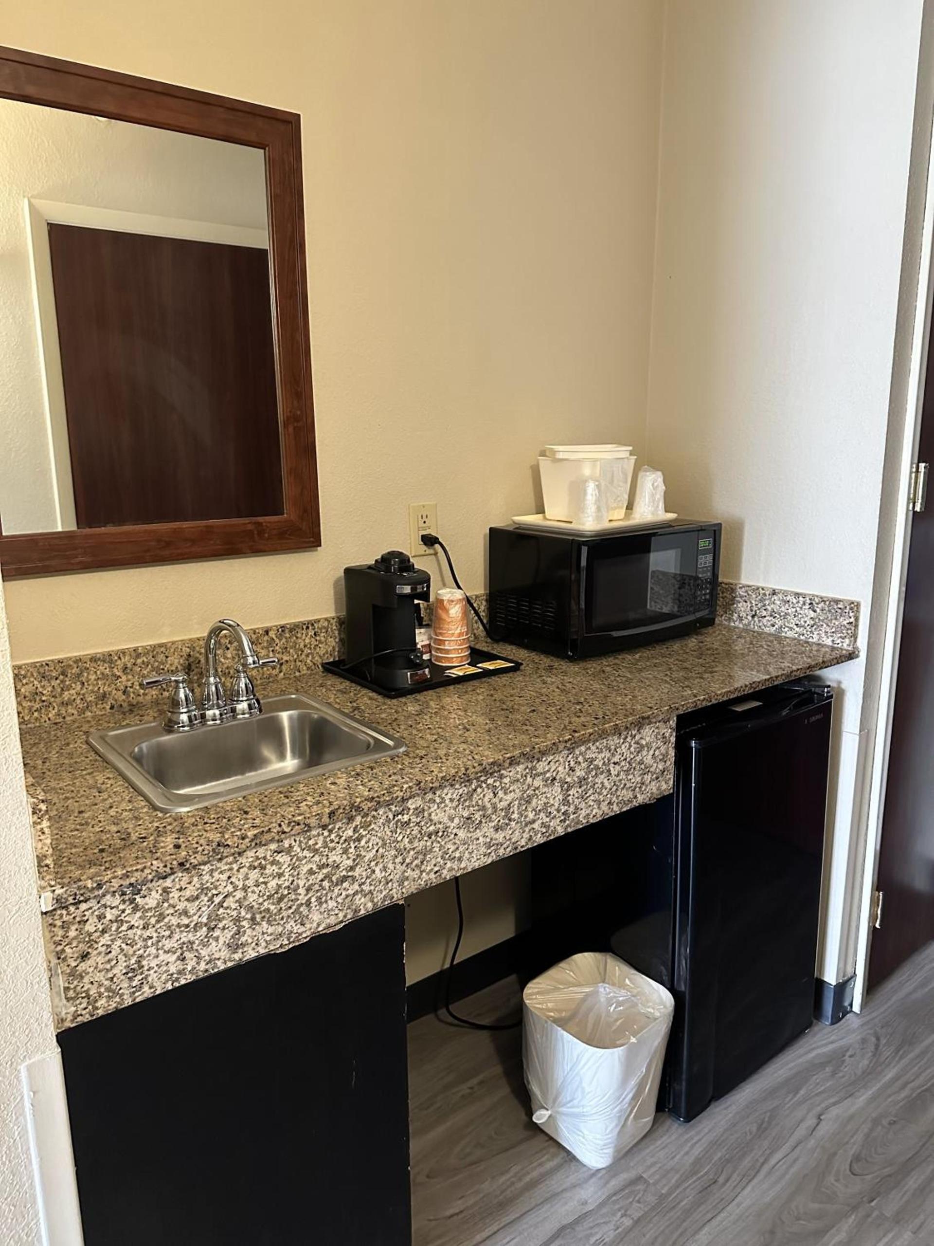 Comfort Suites Tamarac Sawgrass photo 43