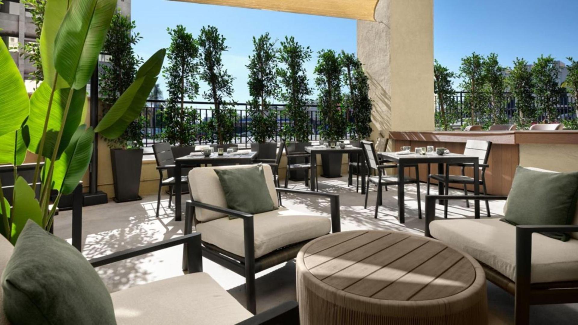 Burton House, Beverly Hills, A Tribute Portfolio Hotel photo 32