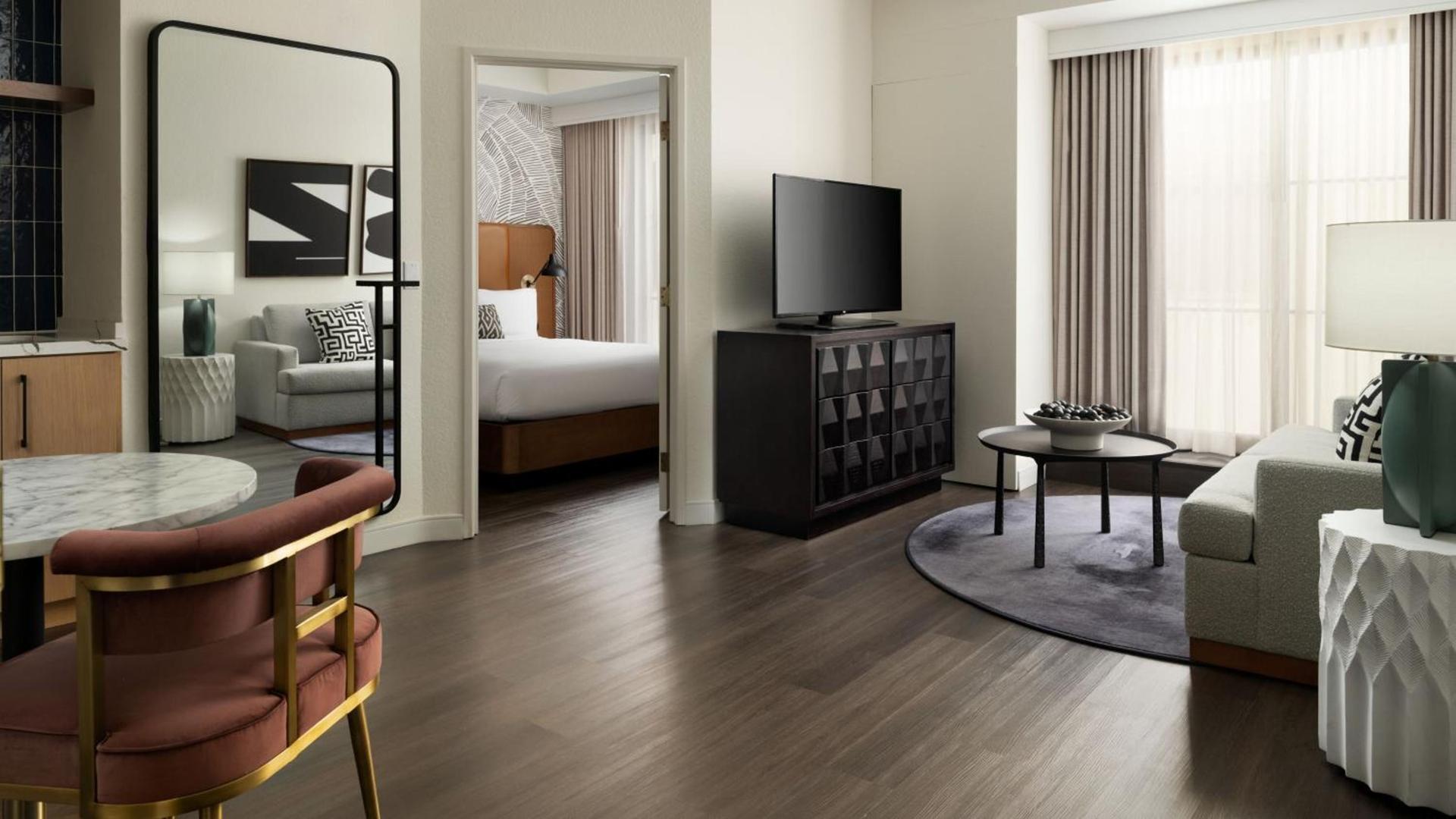 Burton House, Beverly Hills, A Tribute Portfolio Hotel photo 45