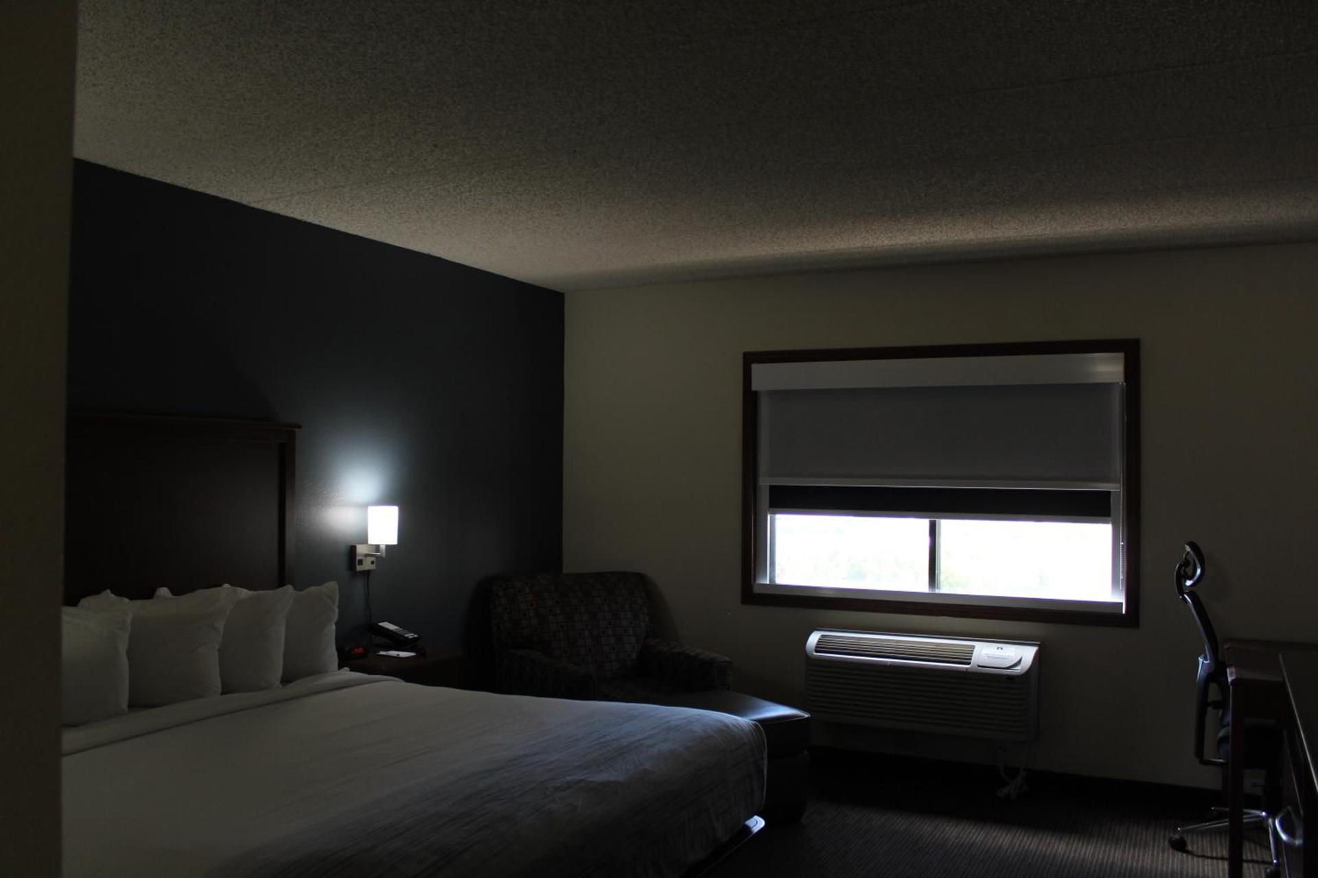 AmericInn by Wyndham Windsor Ft. Collins photo 94