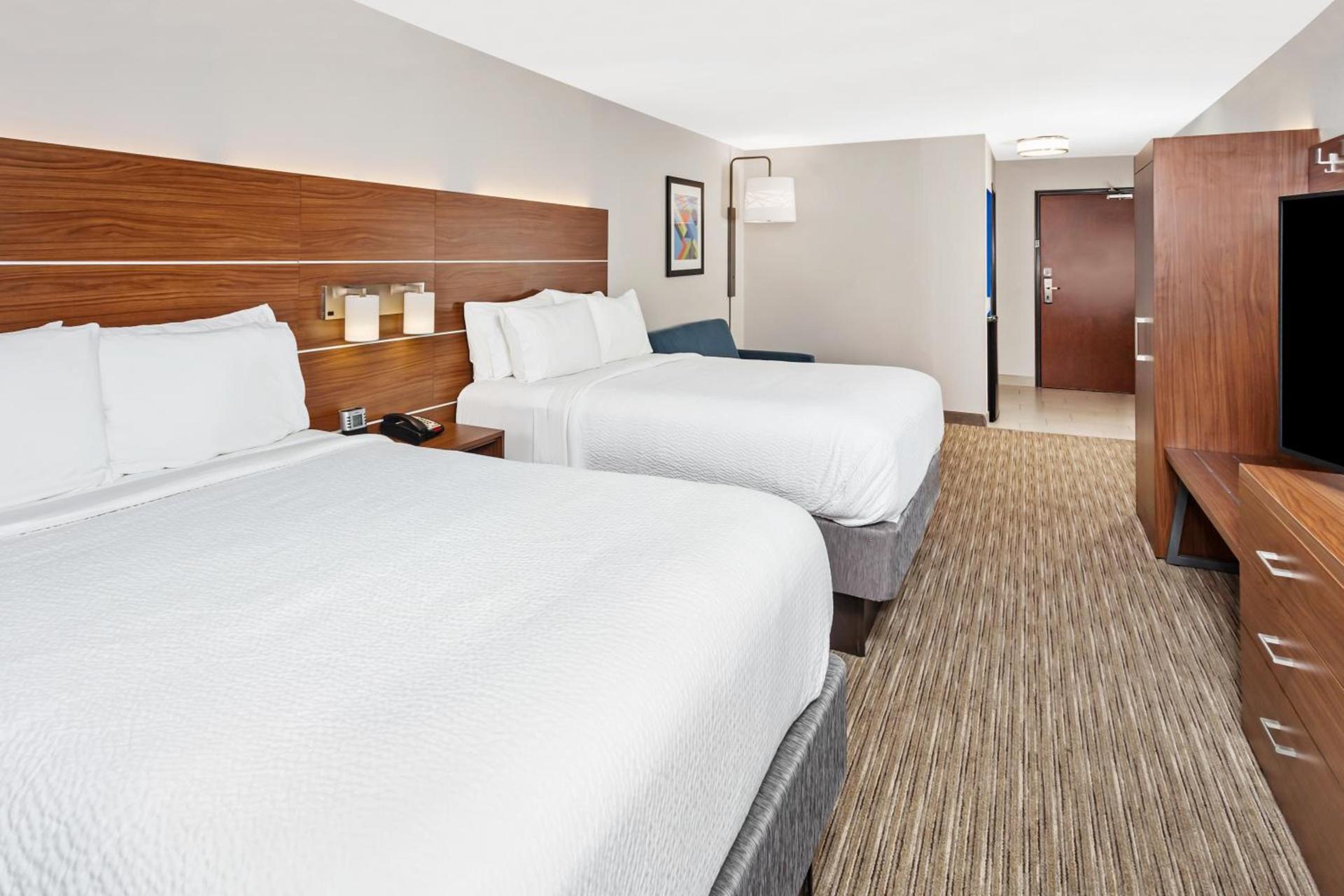 Holiday Inn Express Hotel & Suites Chicago South Lansing by IHG photo 9