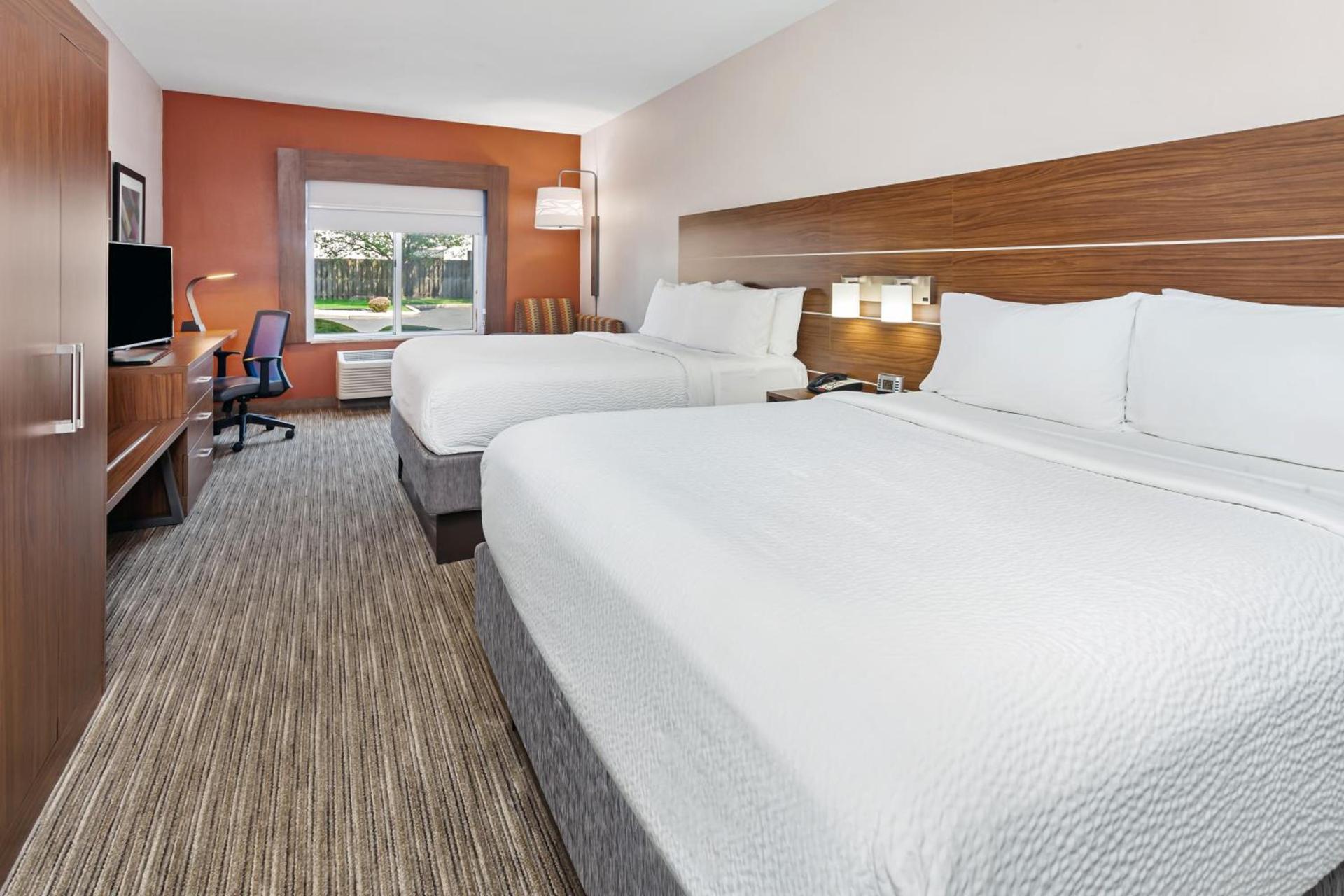 Holiday Inn Express Hotel & Suites Chicago South Lansing by IHG photo 18