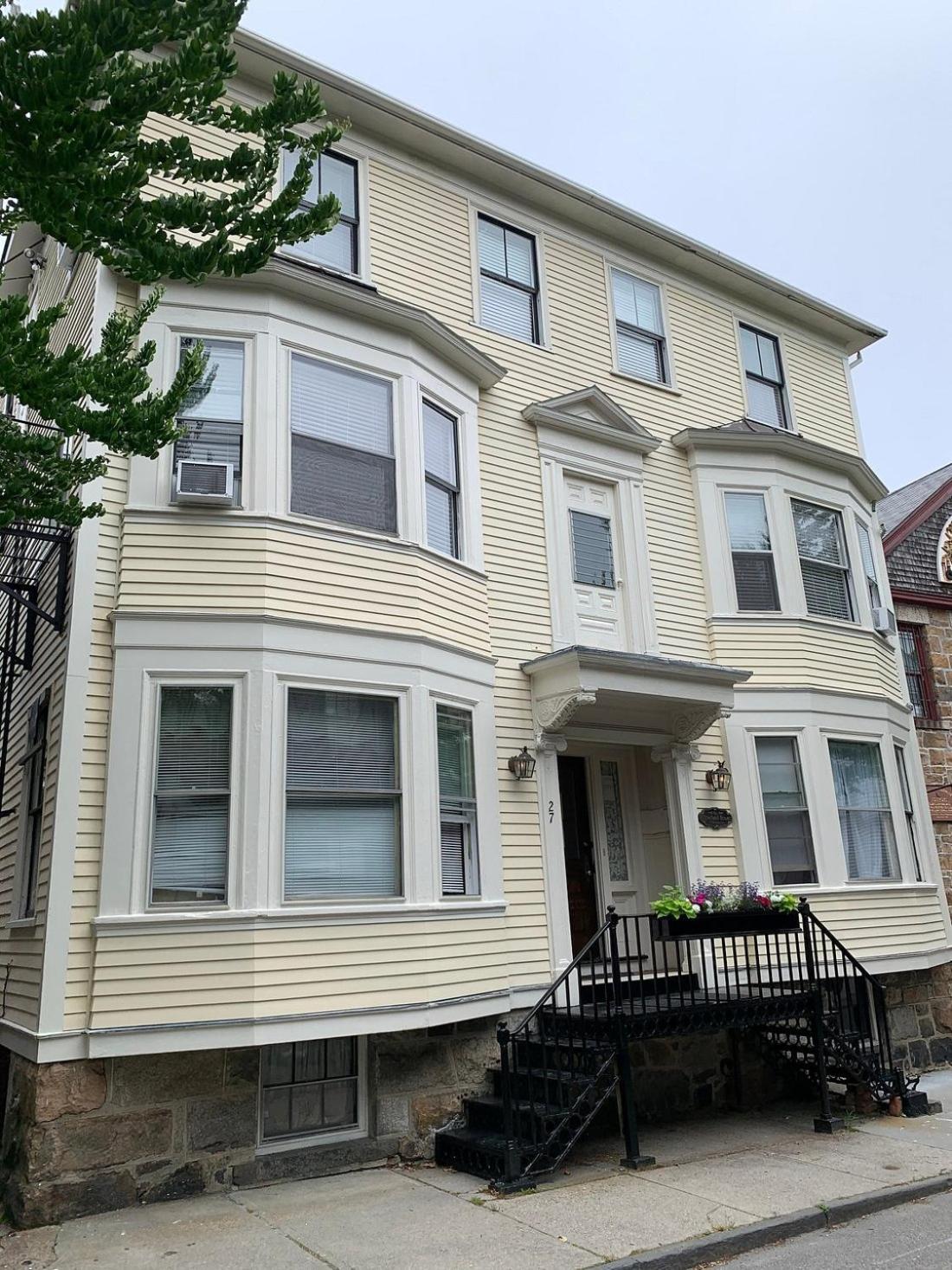 Cleveland House Inn — hotel in Newport