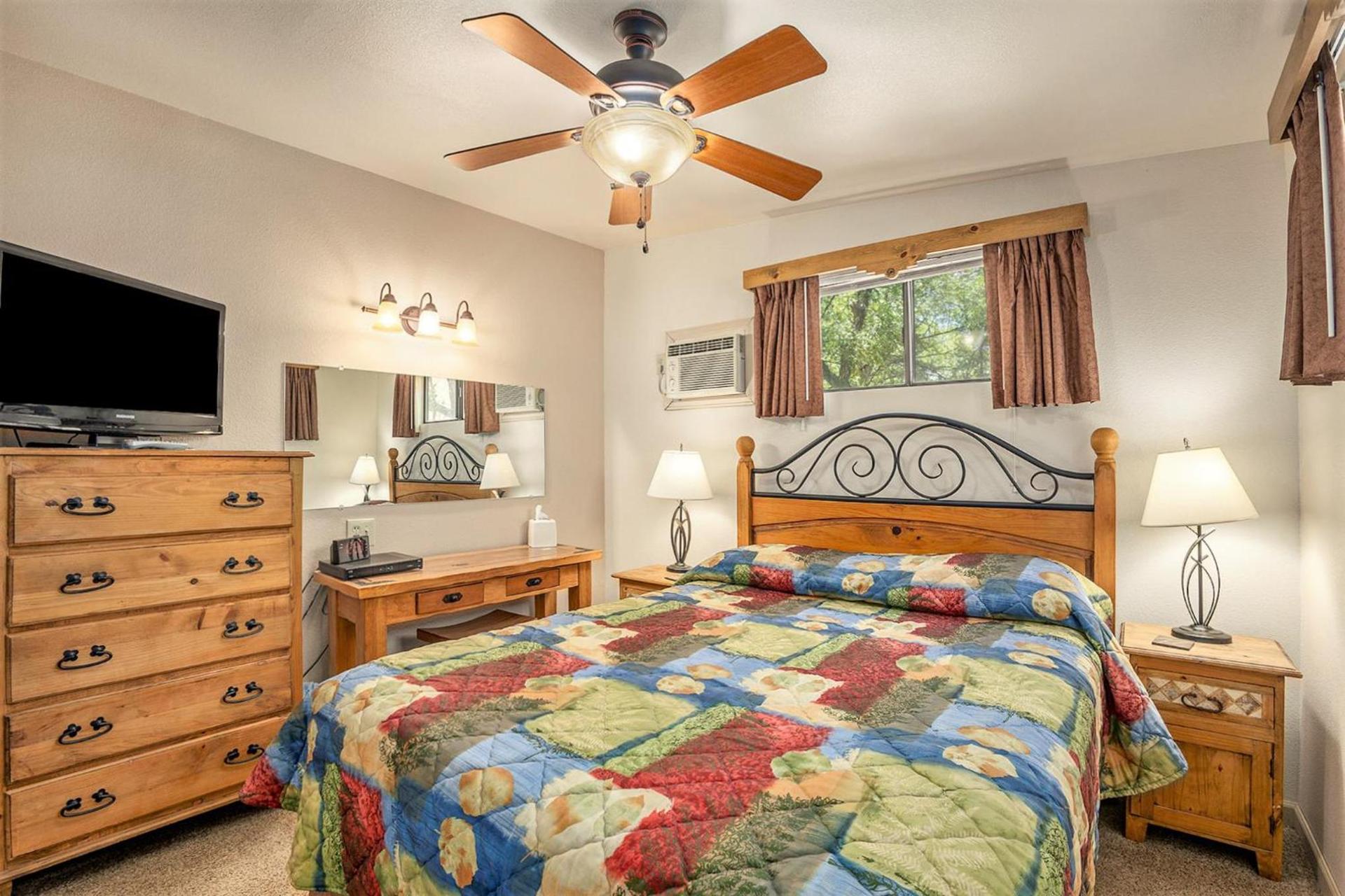 Town-N-Country Cottages photo 32