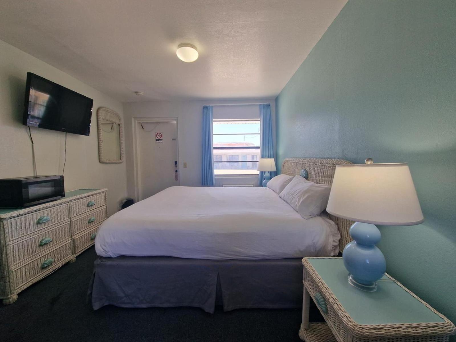 Coral Motel photo 29