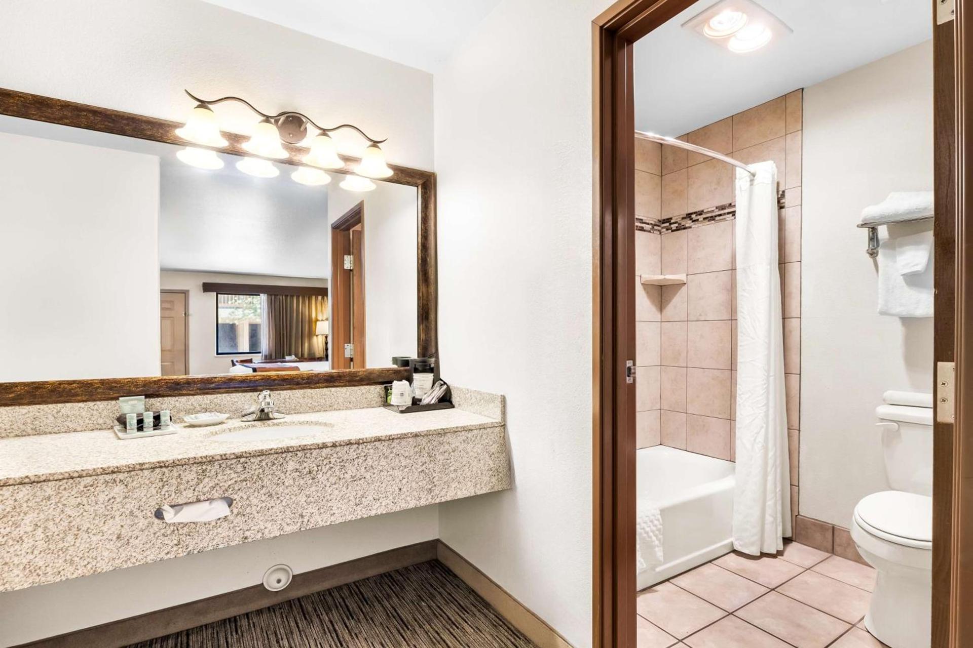 Best Western Grande River Inn & Suites photo 13