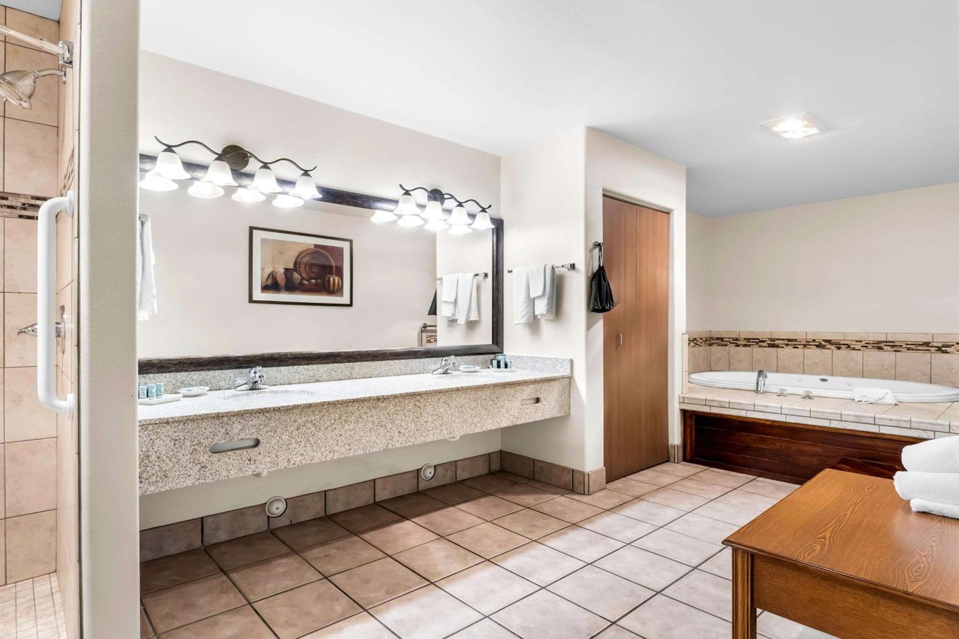 Best Western Grande River Inn & Suites photo 18