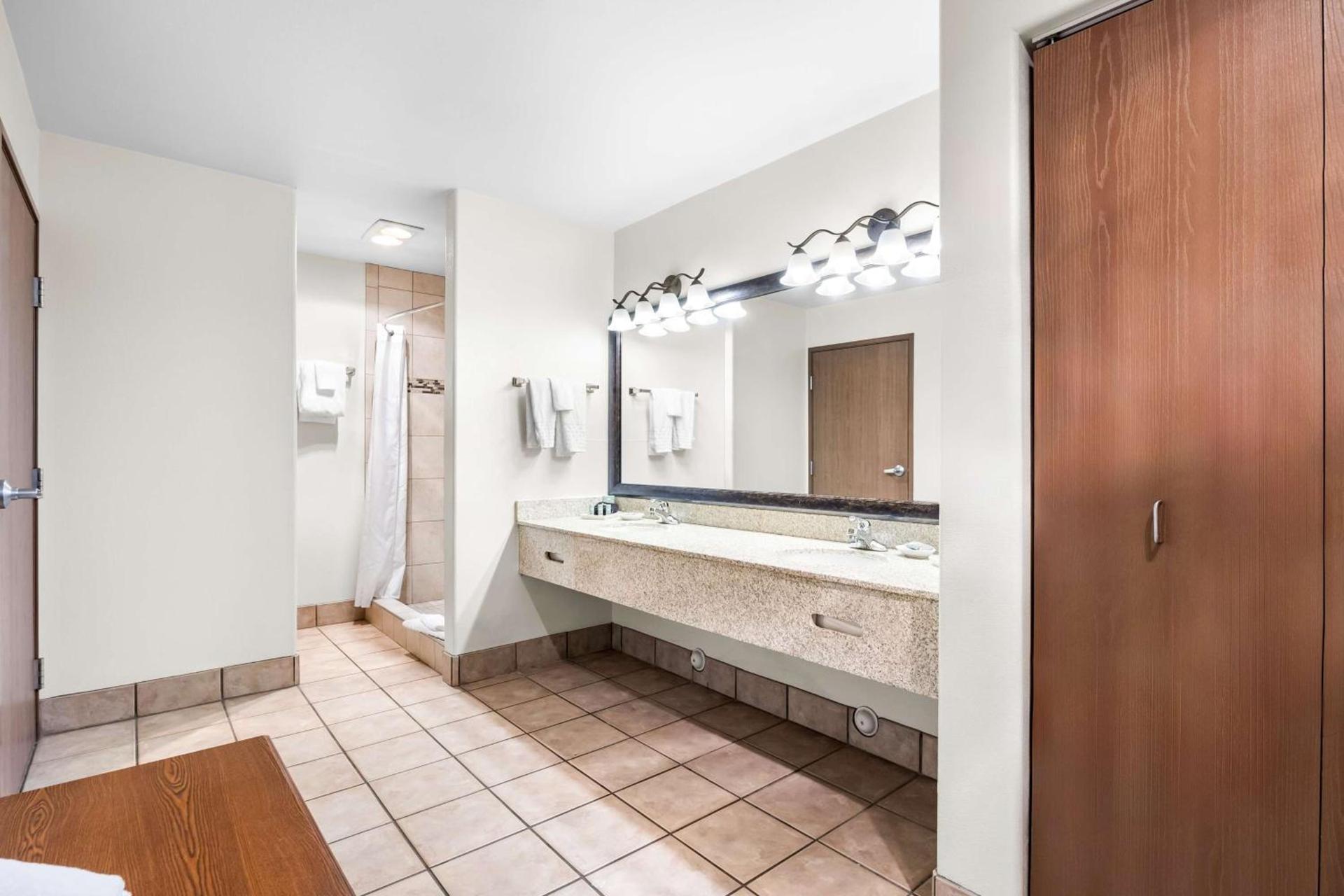 Best Western Grande River Inn & Suites photo 19
