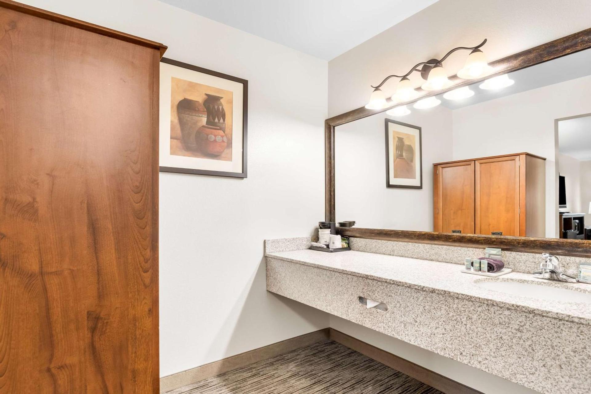 Best Western Grande River Inn & Suites photo 27