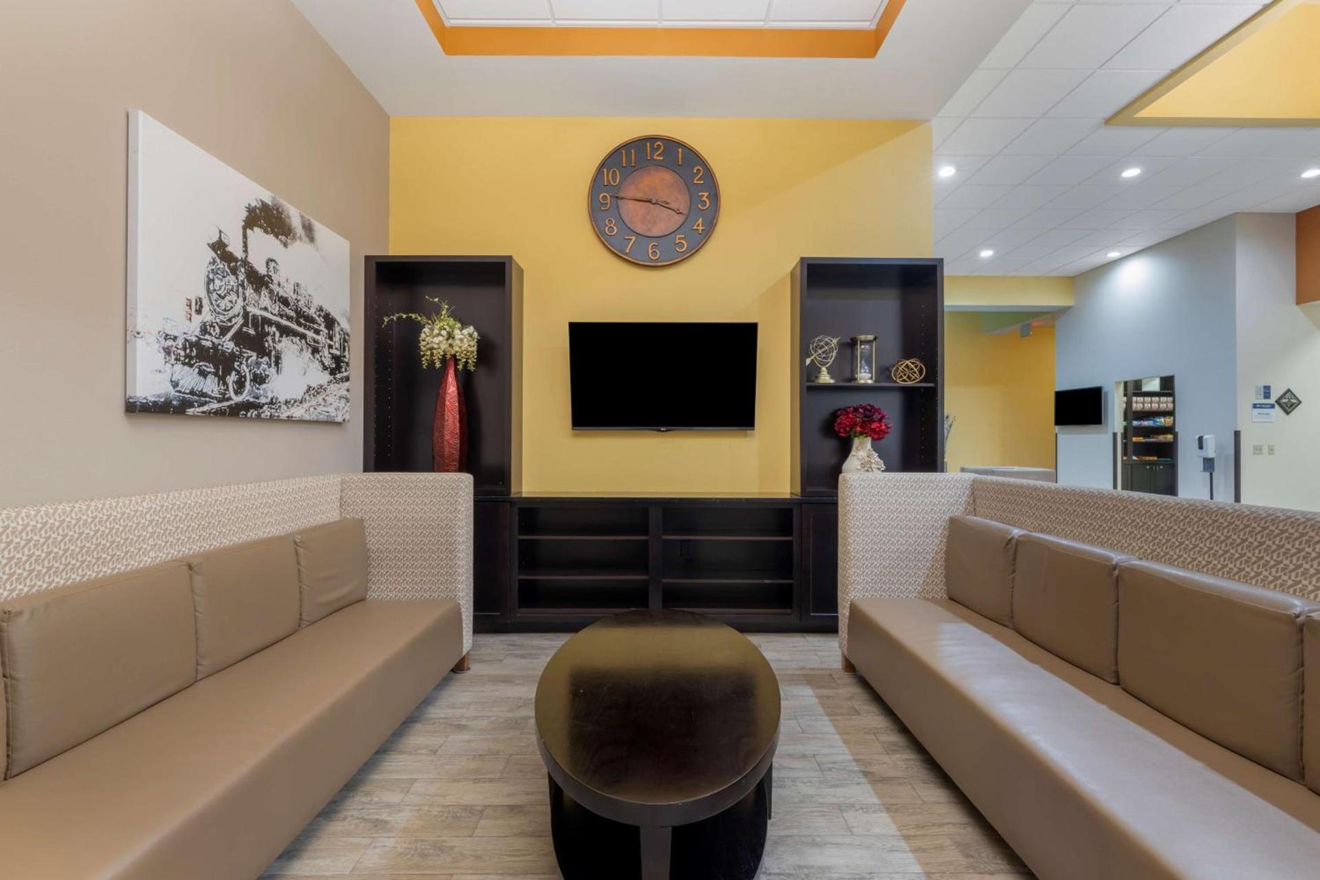 Best Western Plus North Platte Inn & Suites photo 13