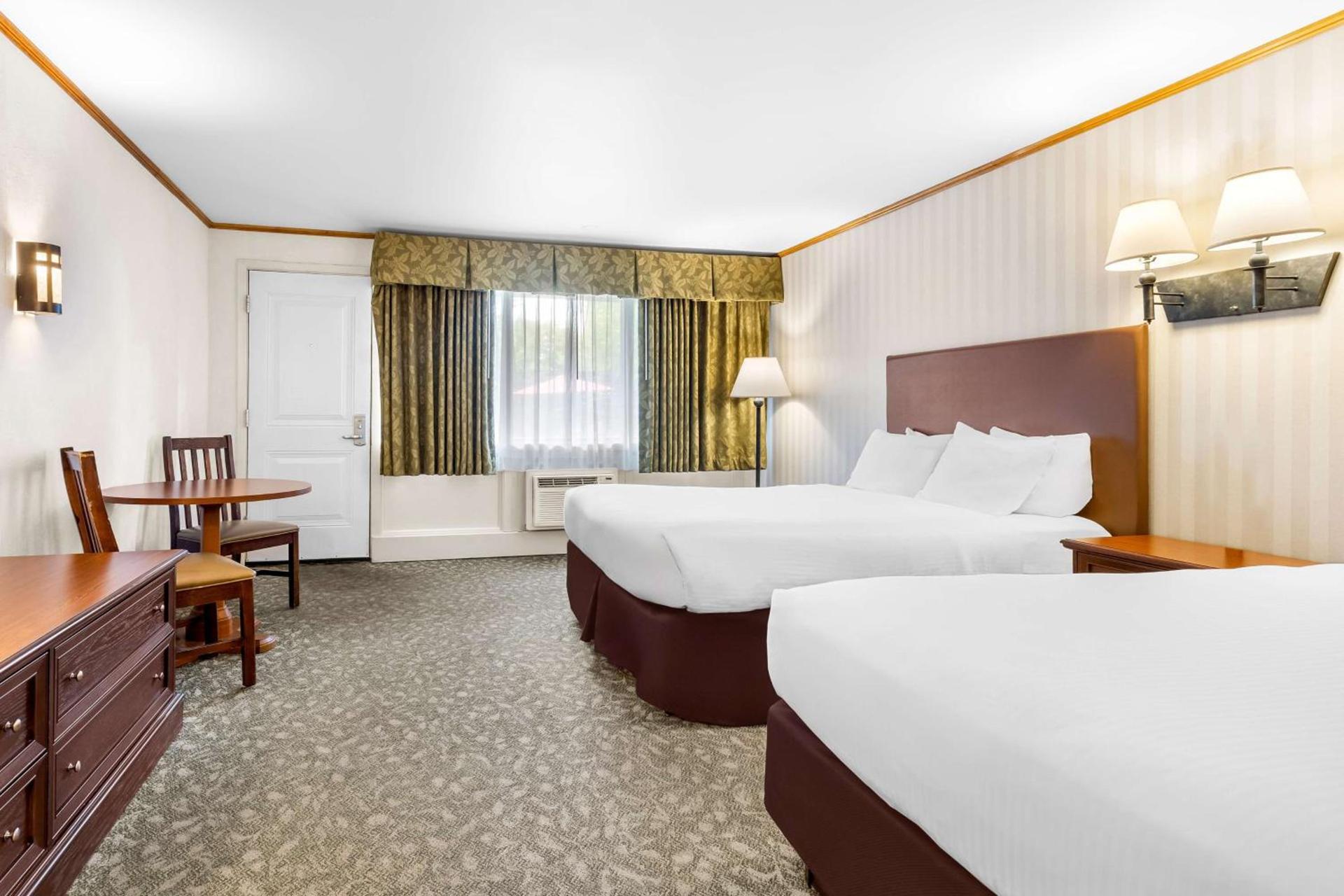Best Western Adirondack Inn photo 17