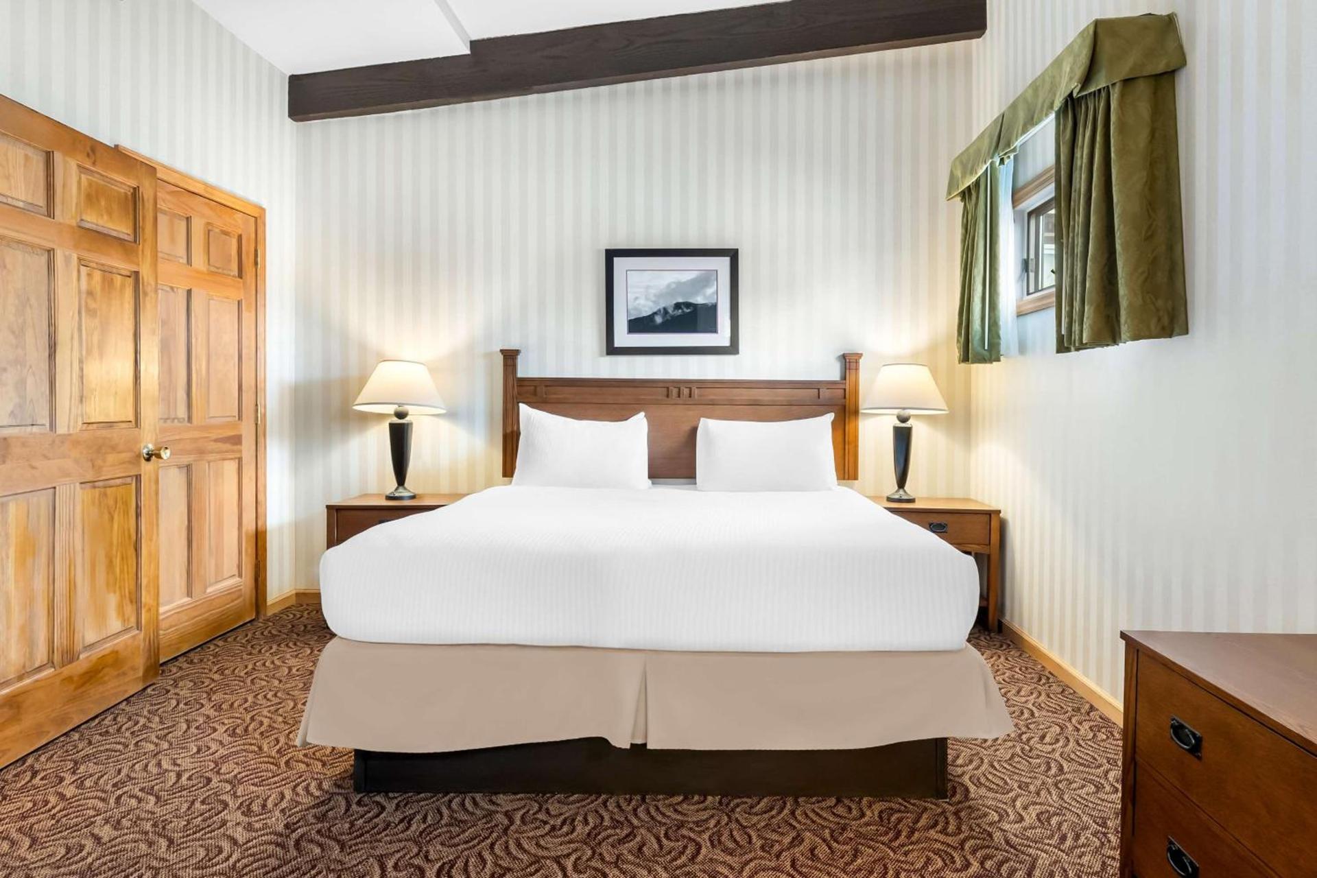 Best Western Adirondack Inn photo 33