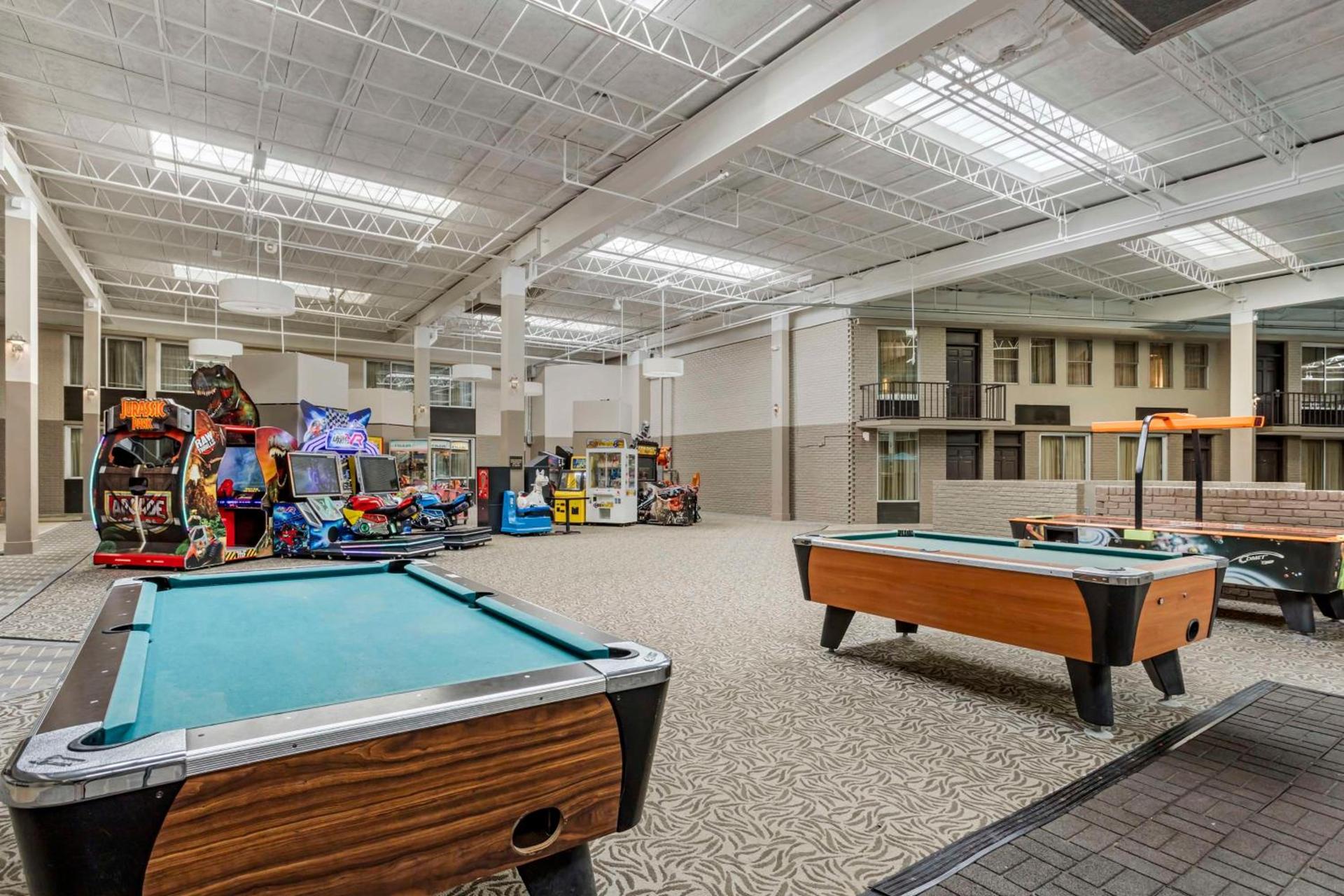 Best Western Plus Kingston Hotel and Conference Center photo 11