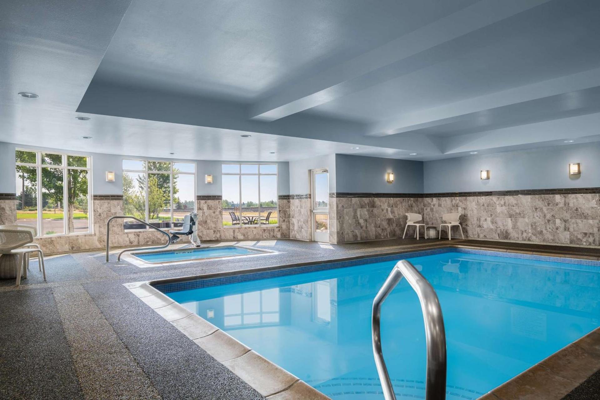 Hilton Garden Inn Great Falls photo 20