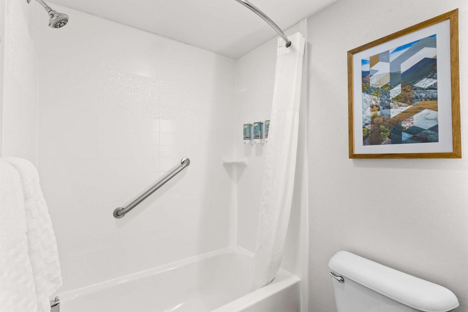 Best Western West Lebanon-Hanover photo 23