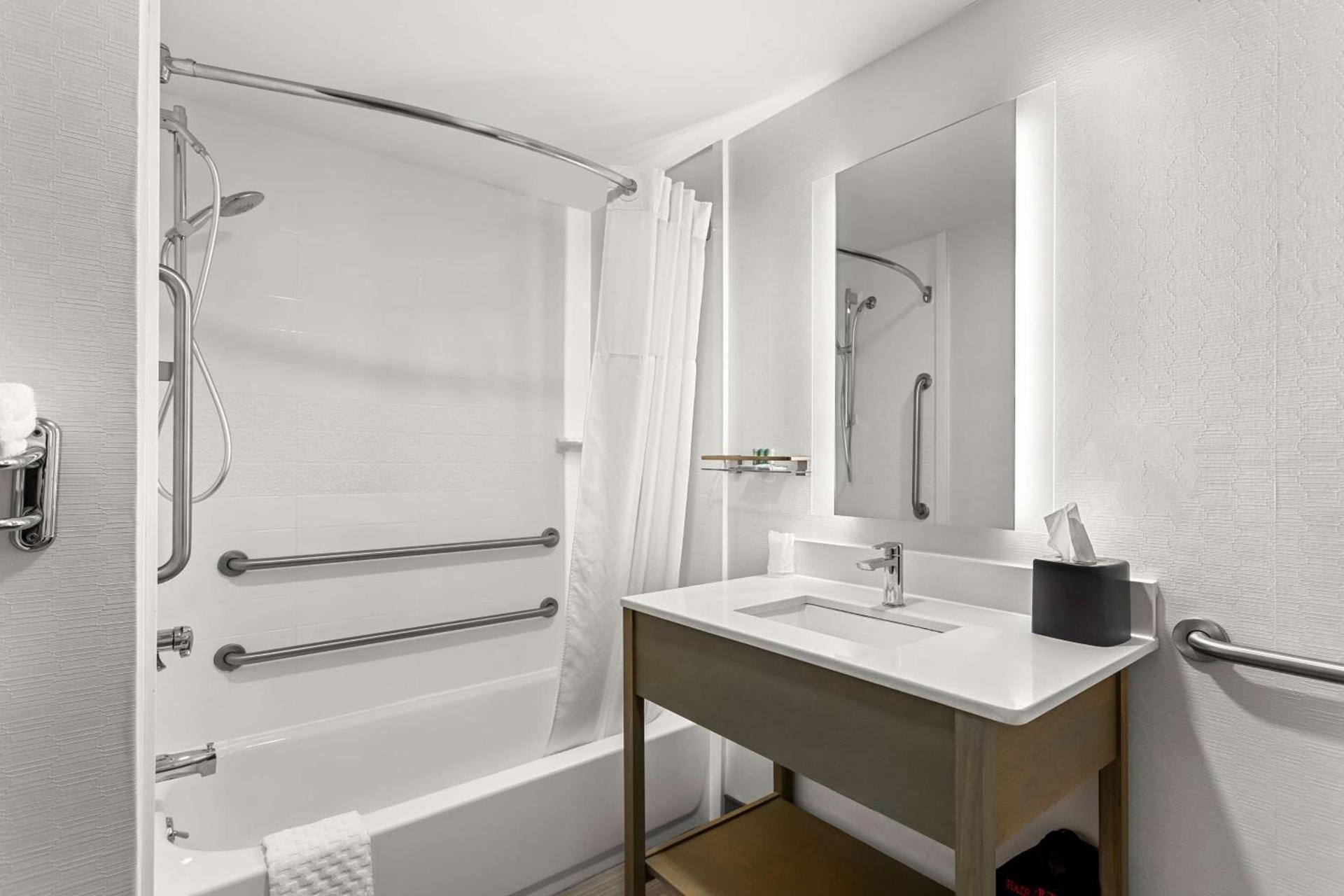 Best Western West Lebanon-Hanover photo 29