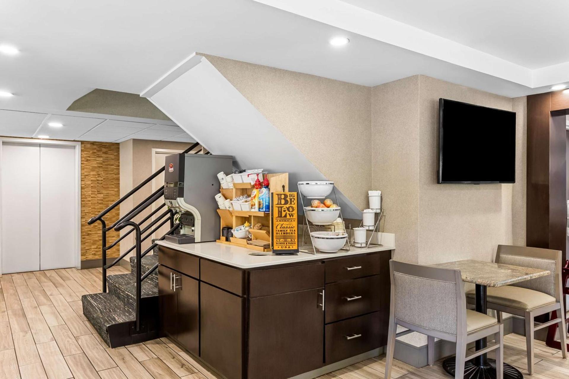 Best Western West Lebanon-Hanover photo 30
