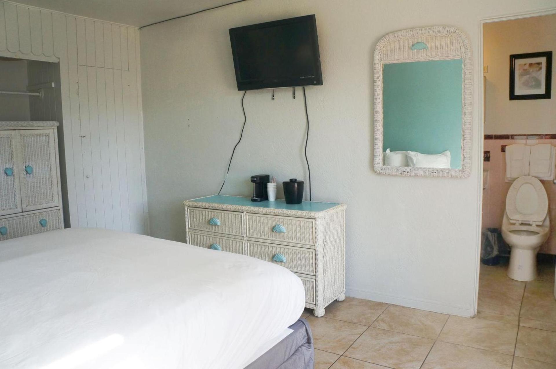 Coral Motel photo 31