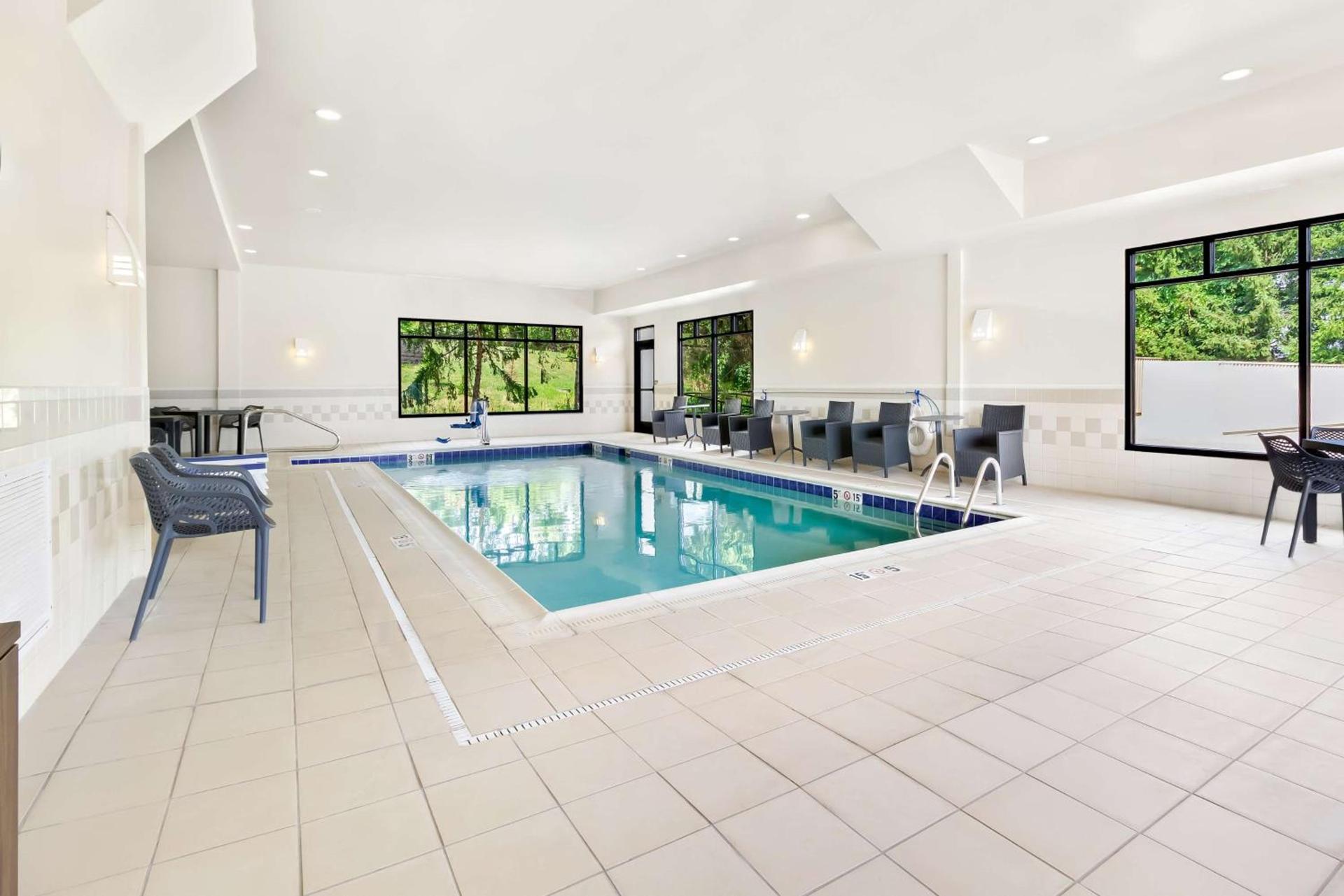 Hampton Inn Washington photo 2