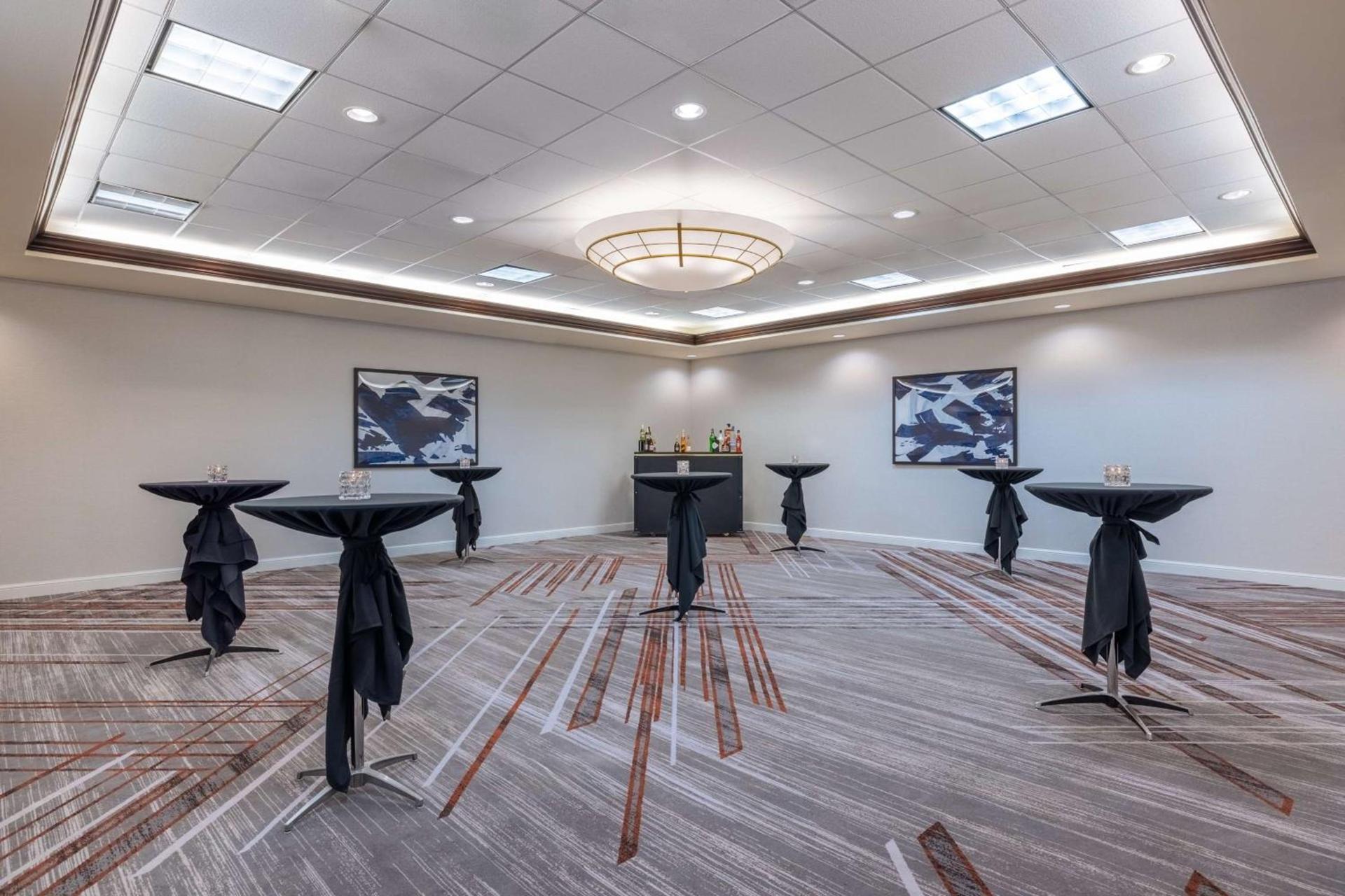 Embassy Suites by Hilton Convention Center Las Vegas photo 51