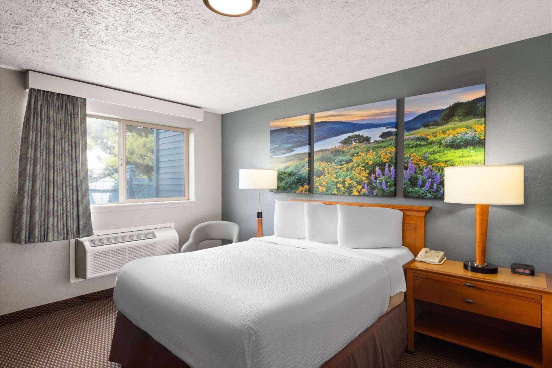 Days Inn by Wyndham Ritzville photo 18