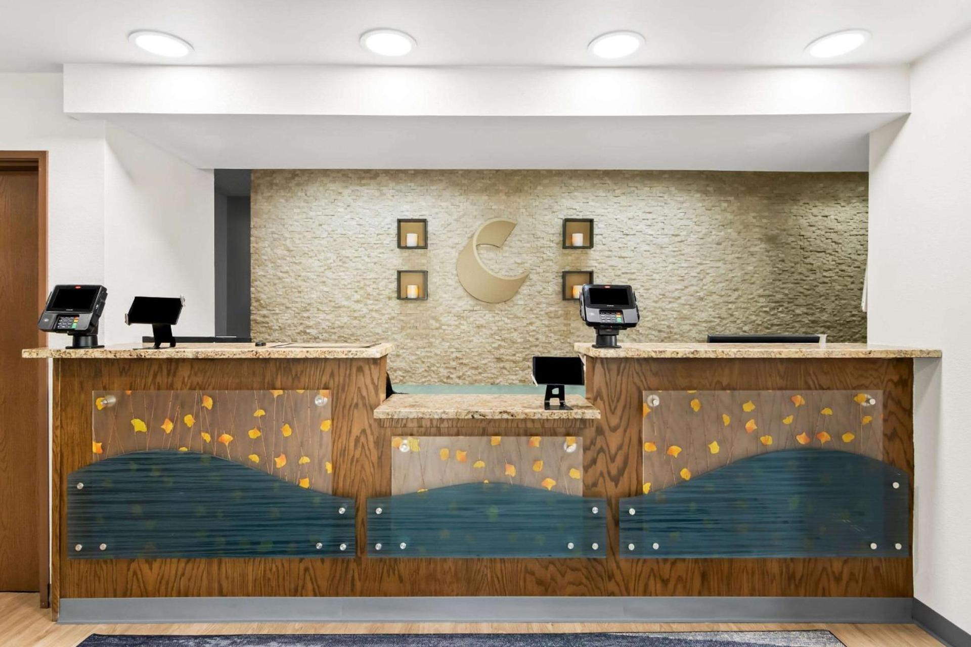 Comfort Inn Schereville photo 6