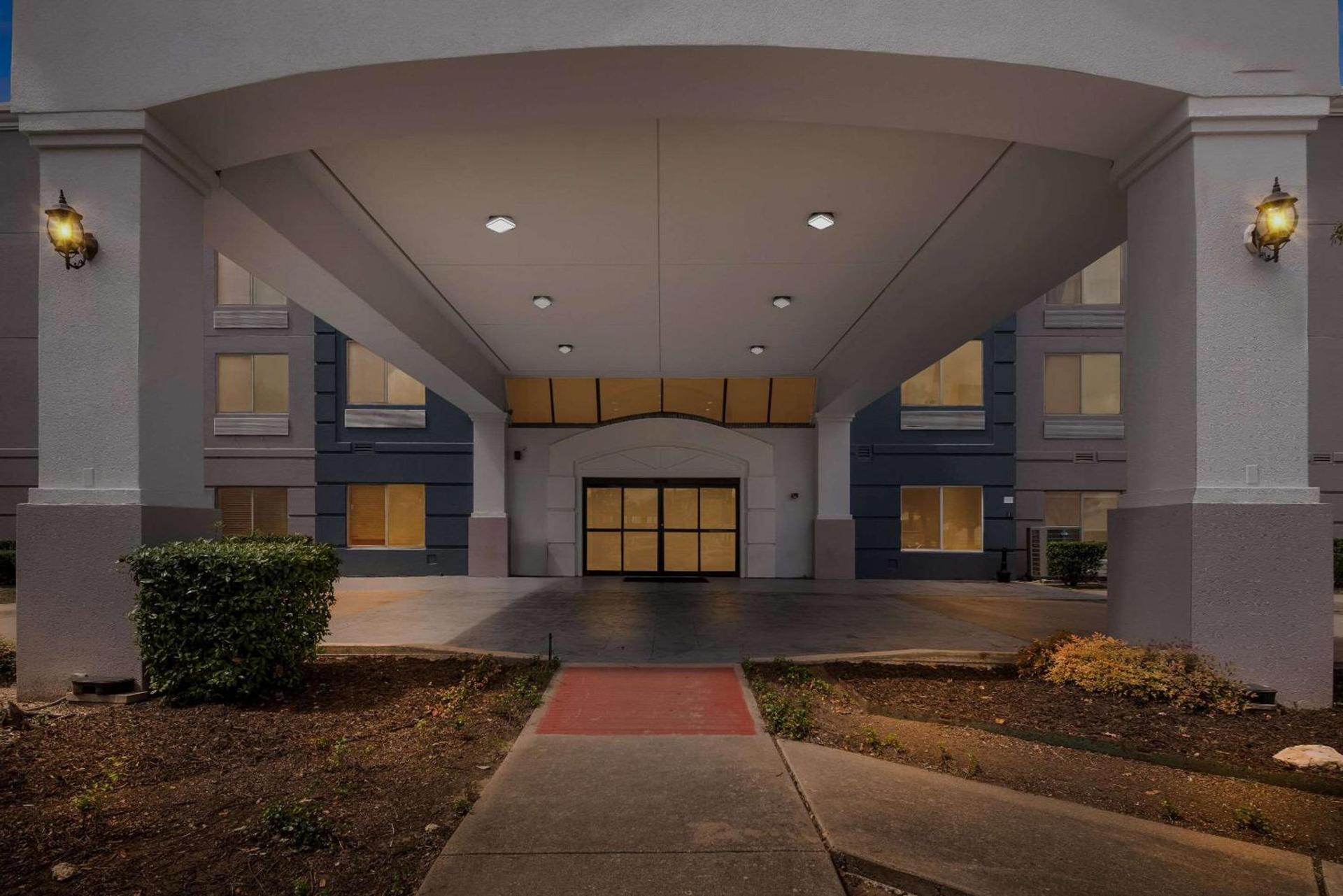 Comfort Suites Austin Airport photo 4
