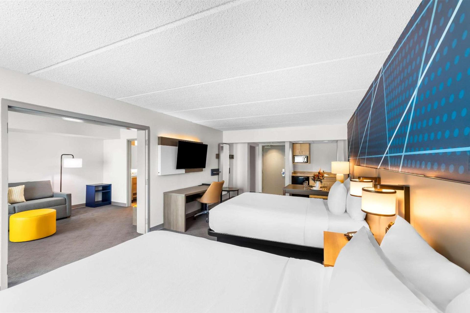 Comfort Suites Austin Airport photo 24