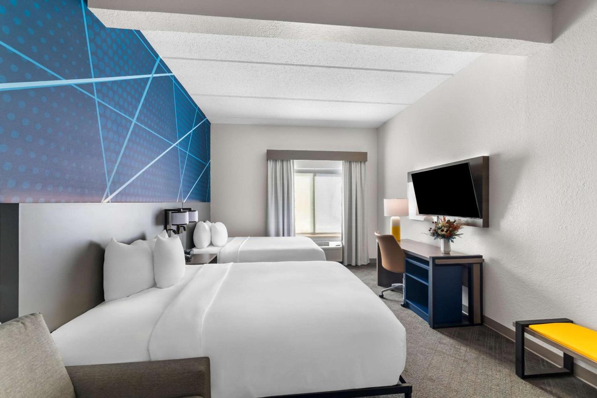 Comfort Suites Austin Airport photo 28