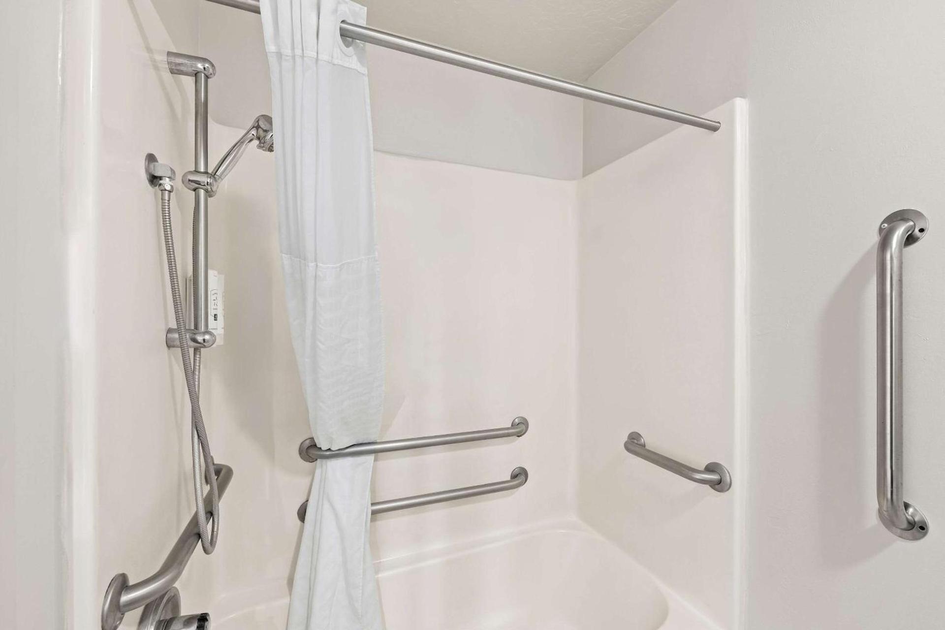Quality Inn North Platte photo 34