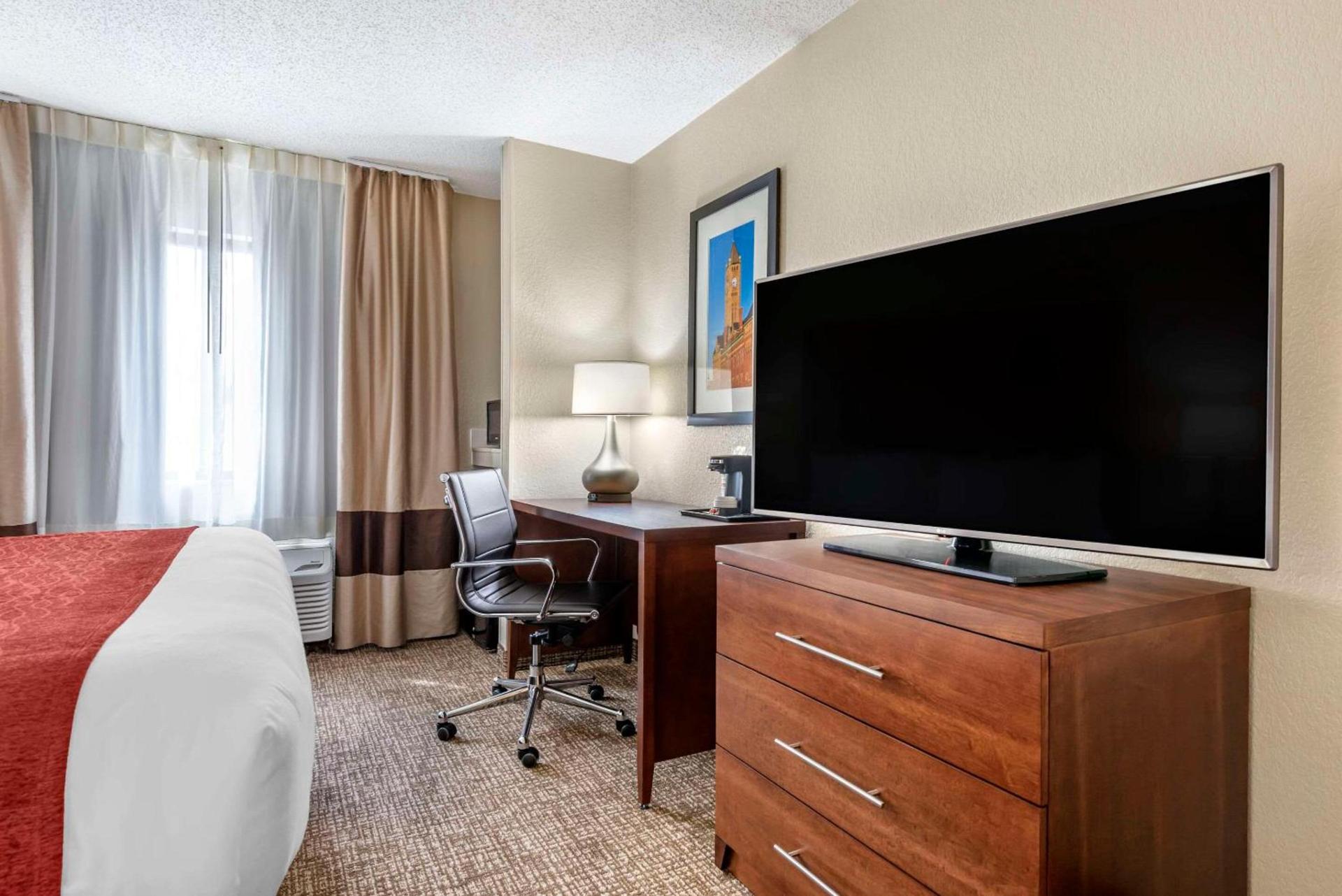 Comfort Inn & Suites Middletown - Franklin photo 21