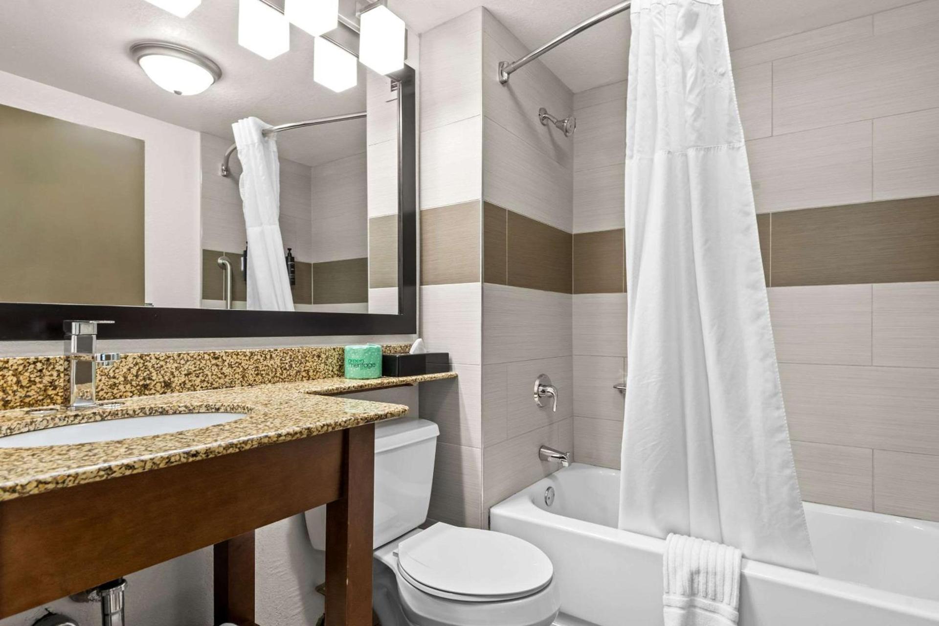 Hotel Concord Syracuse, an Ascend Collection Hotel photo 14