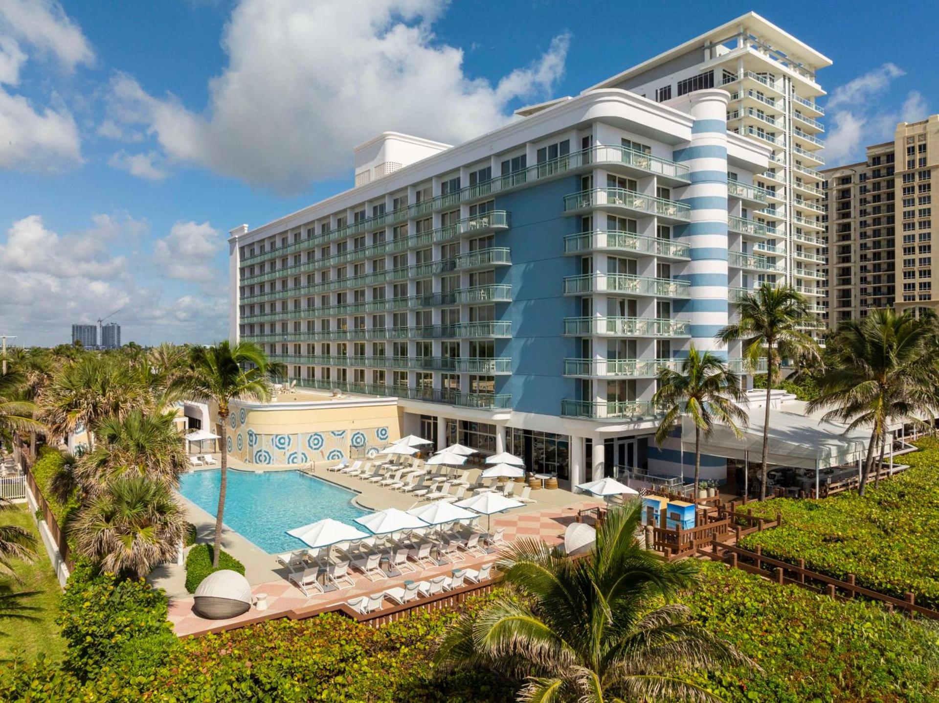 The Singer Oceanfront Resort, Curio Collection by Hilton photo 9