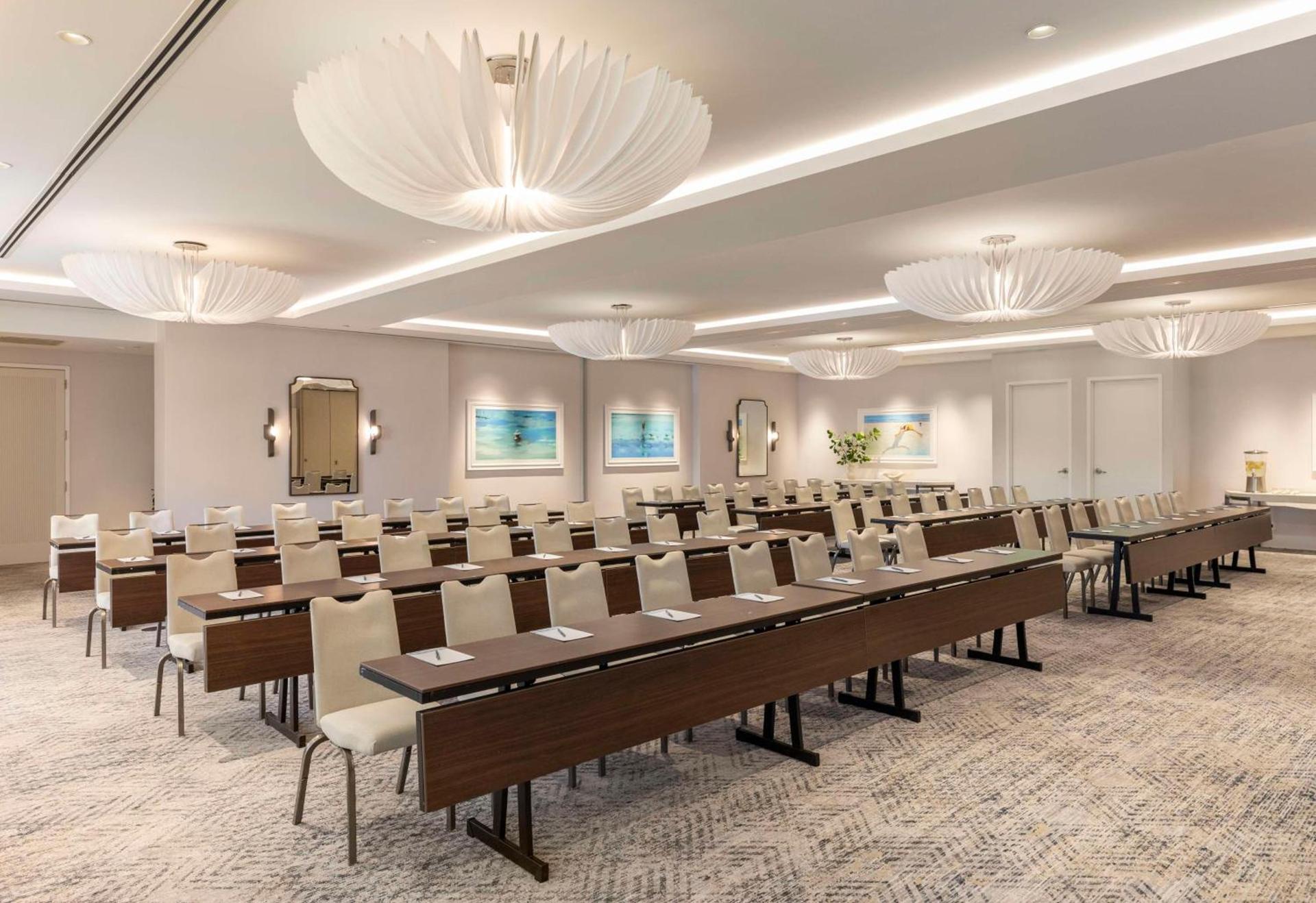 The Singer Oceanfront Resort, Curio Collection by Hilton photo 50