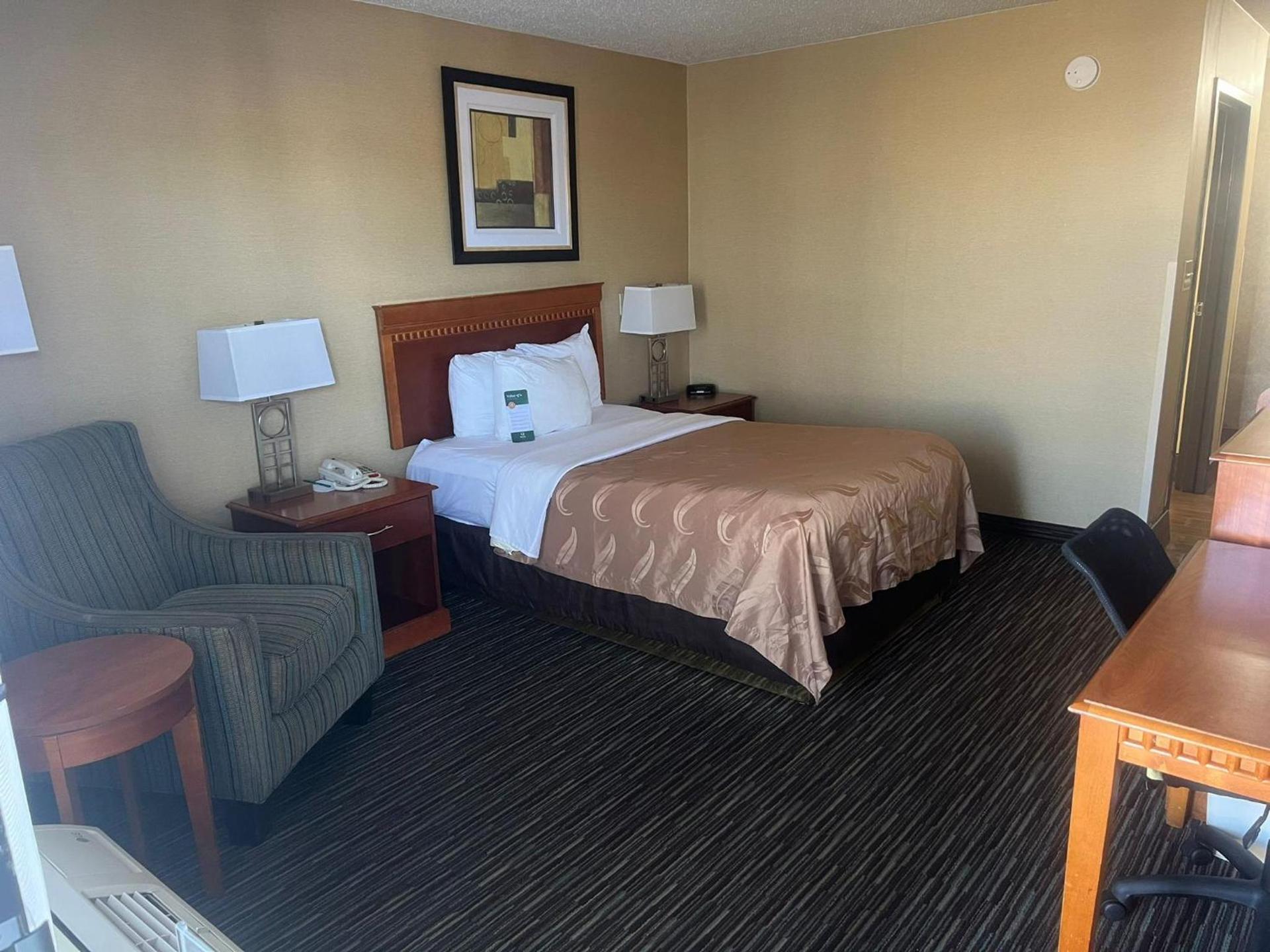 Quality Inn Columbus, MS photo 22