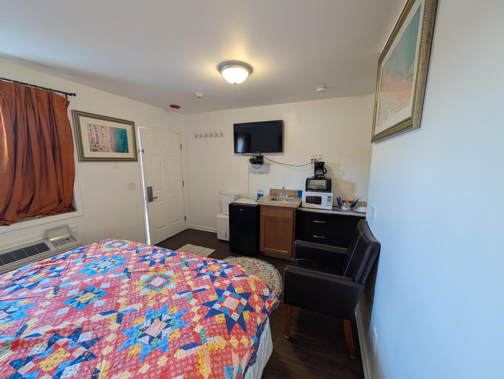 Apple Inn and Suites Cooperstown Area photo 20