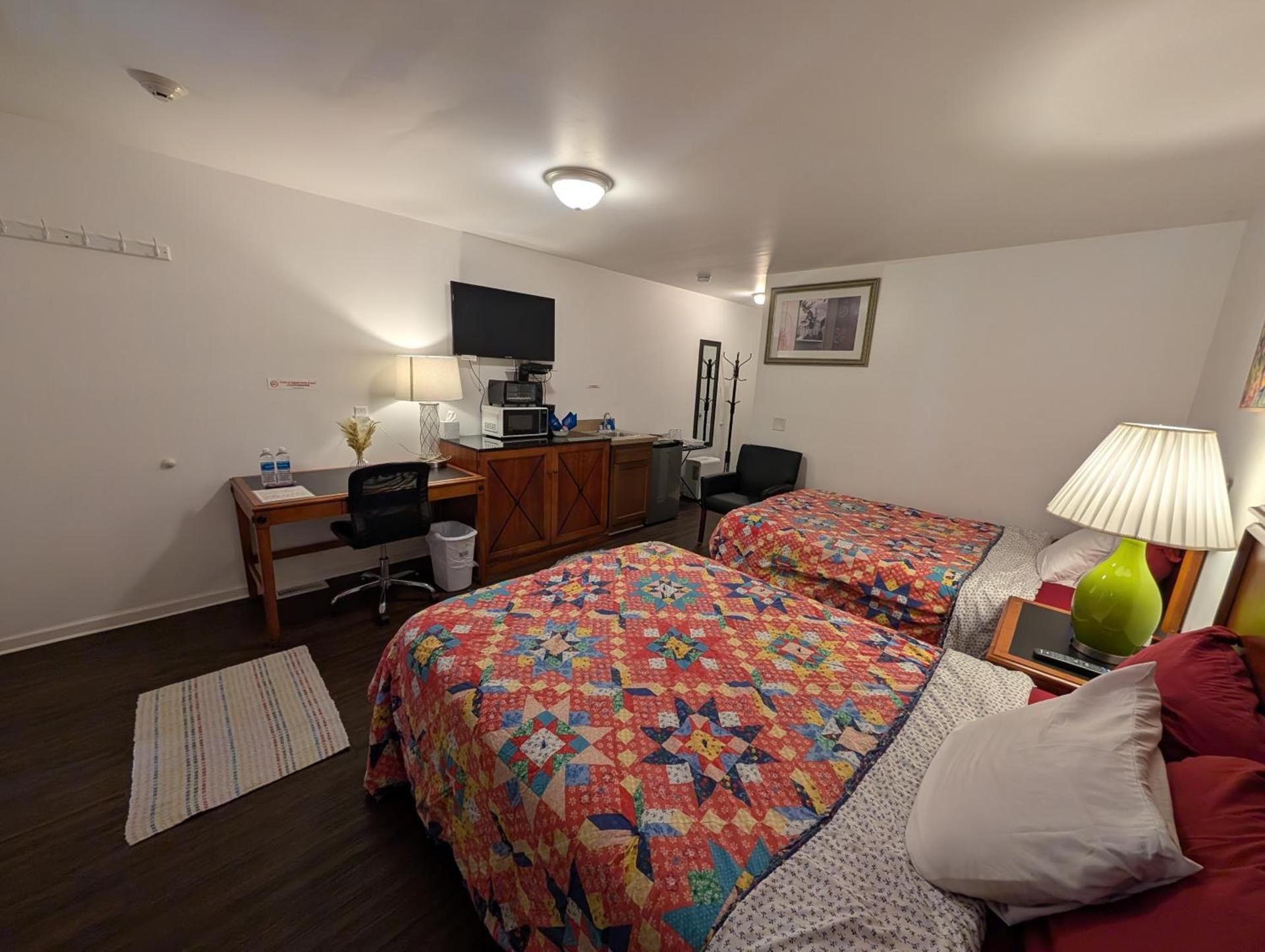 Apple Inn and Suites Cooperstown Area photo 39