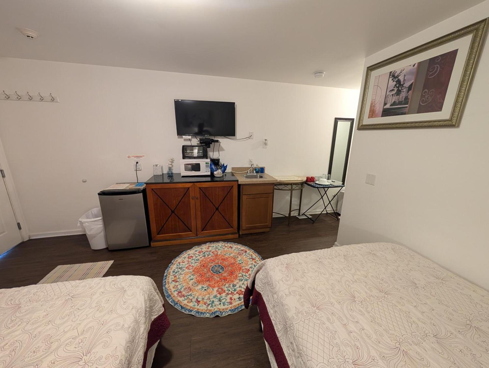 Apple Inn and Suites Cooperstown Area photo 44