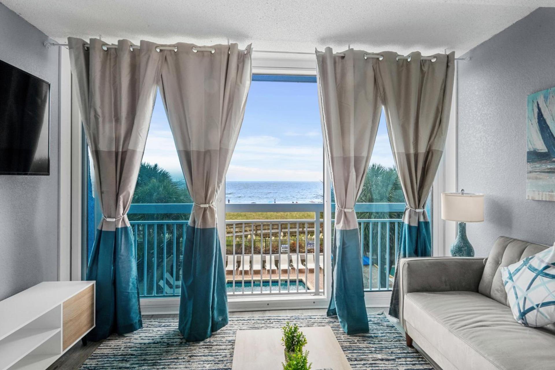 Yachtsman Oceanfront Resort photo 68