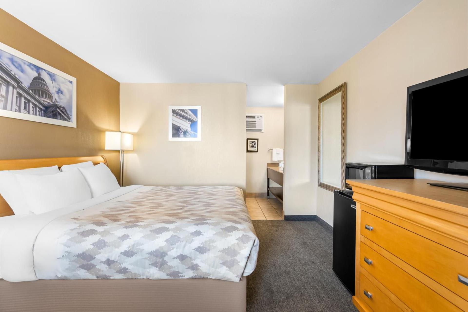 Americas Best Value Inn Yakima photo 17