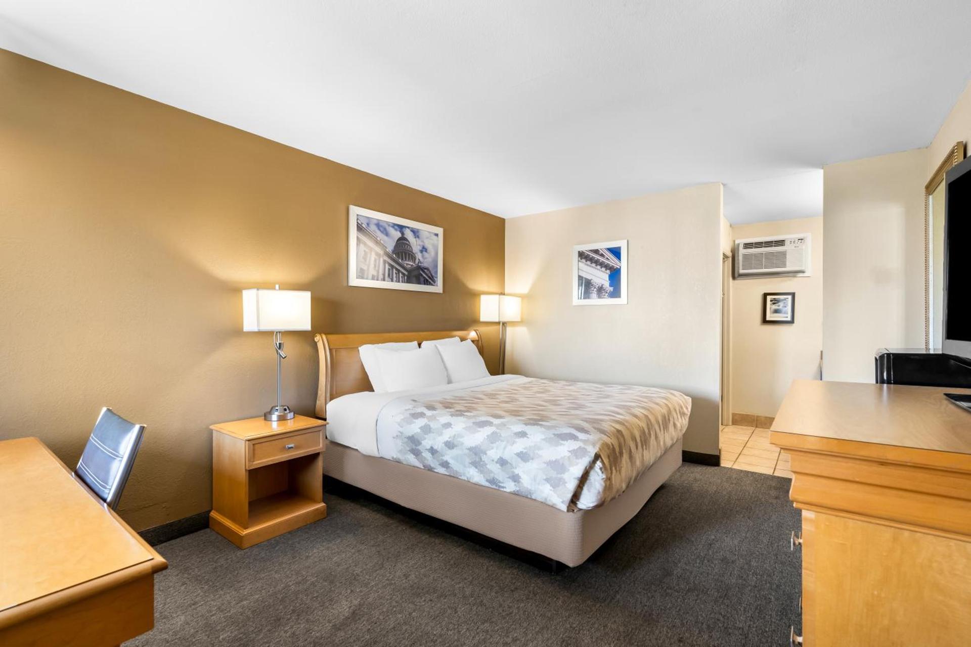 Americas Best Value Inn Yakima photo 13