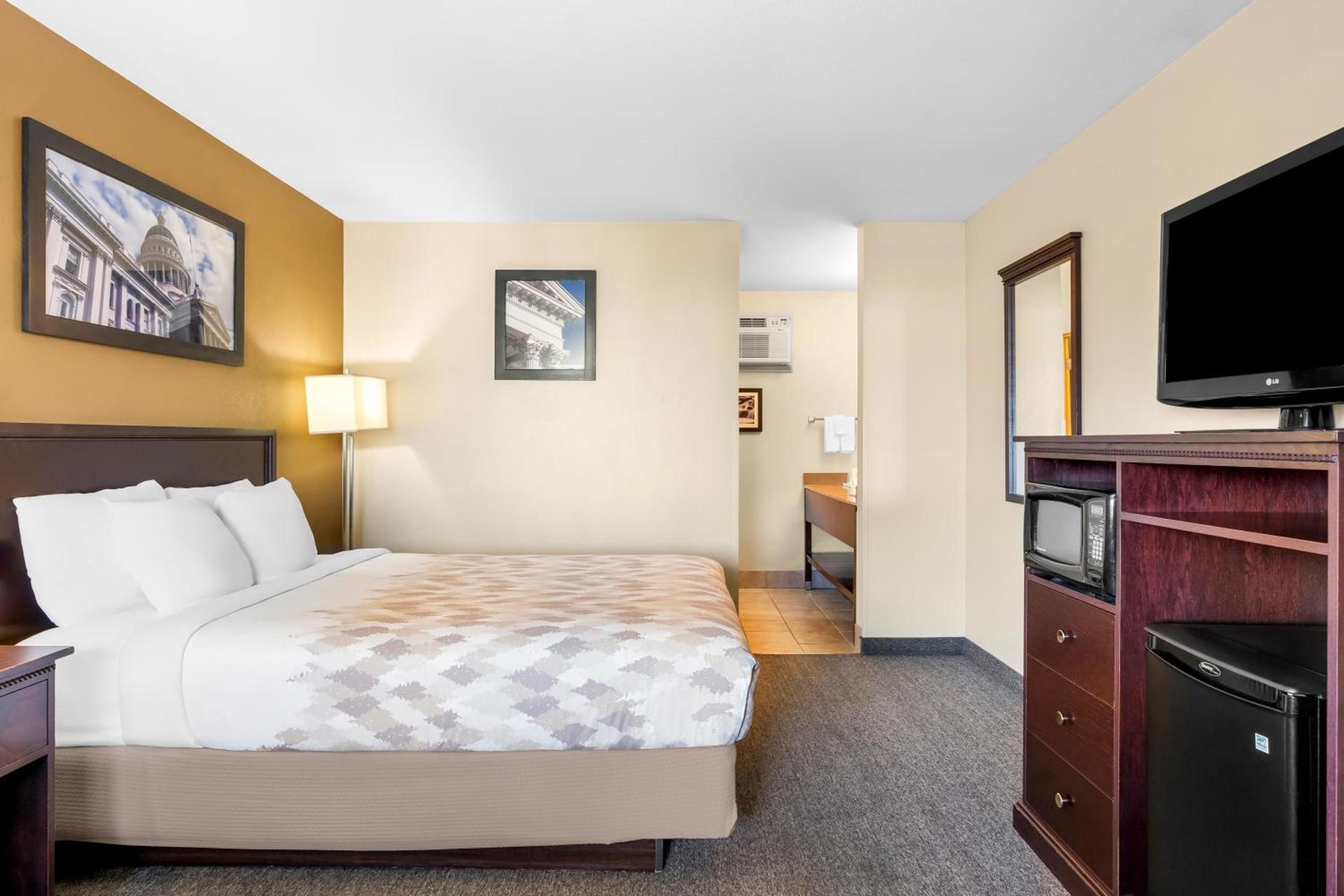 Americas Best Value Inn Yakima photo 19