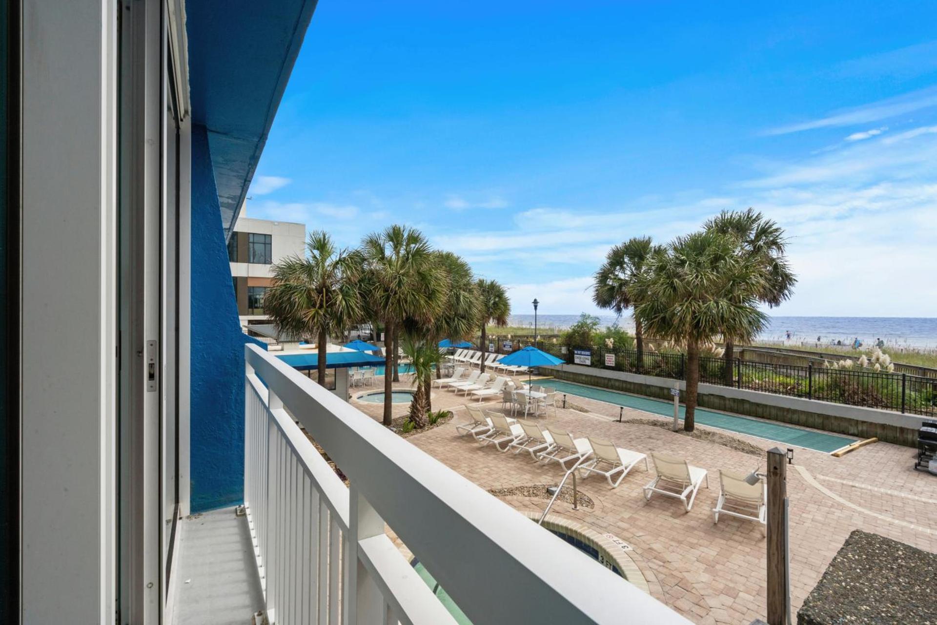 Yachtsman Oceanfront Resort photo 98