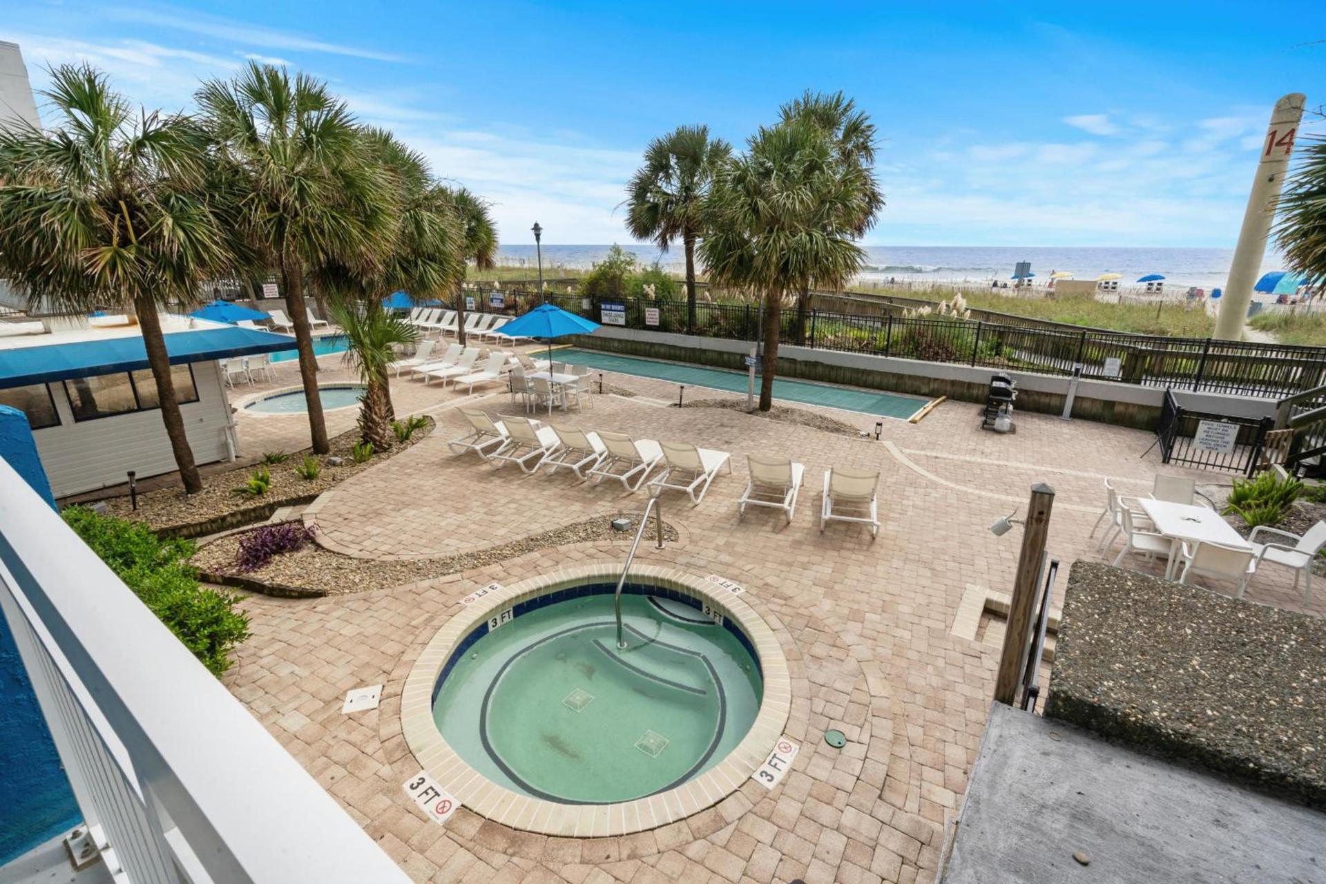 Yachtsman Oceanfront Resort photo 90