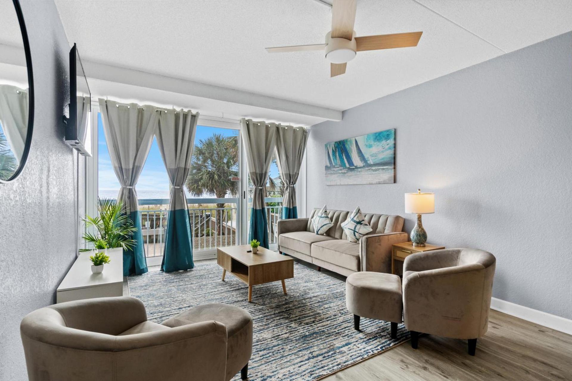 Yachtsman Oceanfront Resort photo 93