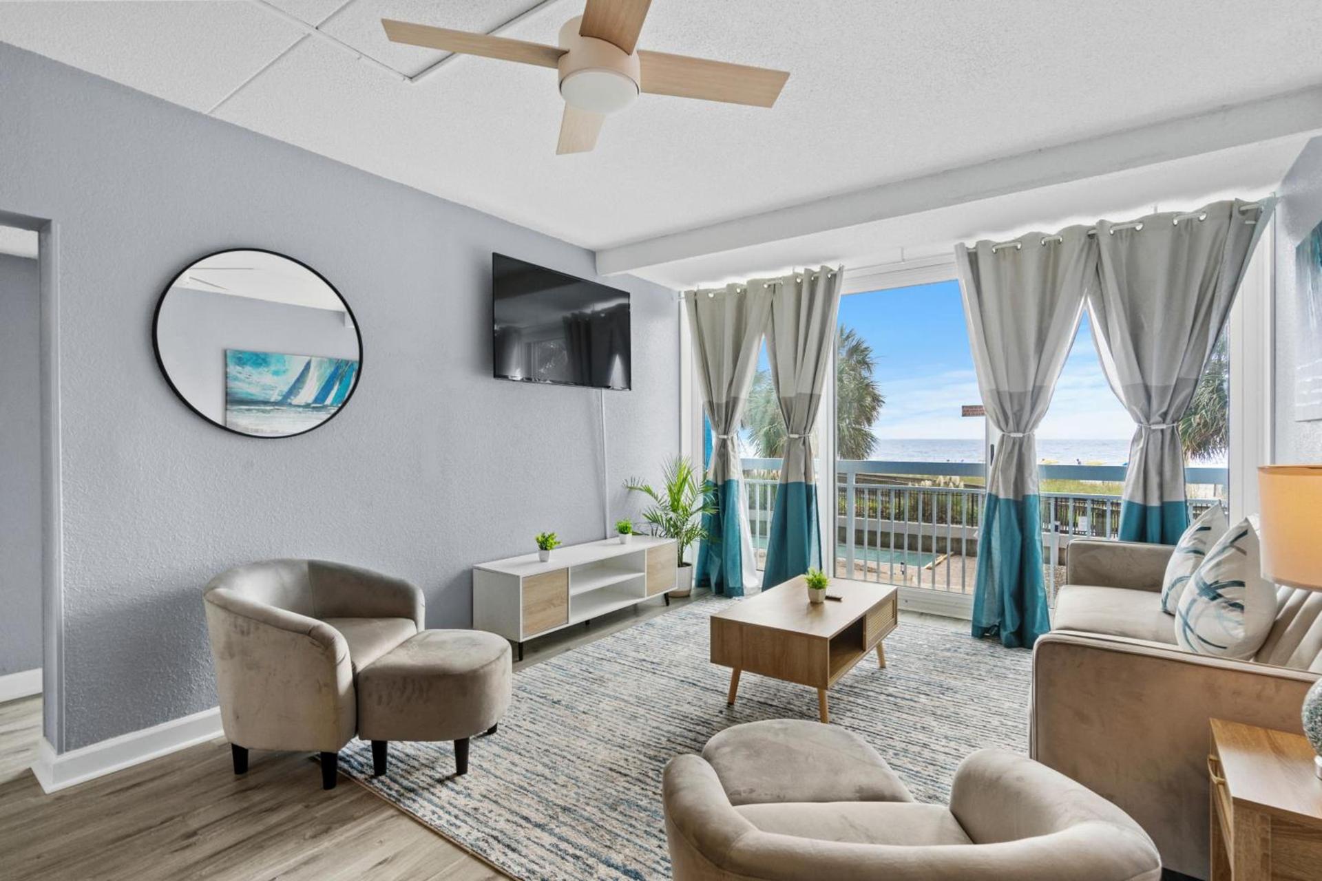 Yachtsman Oceanfront Resort photo 74