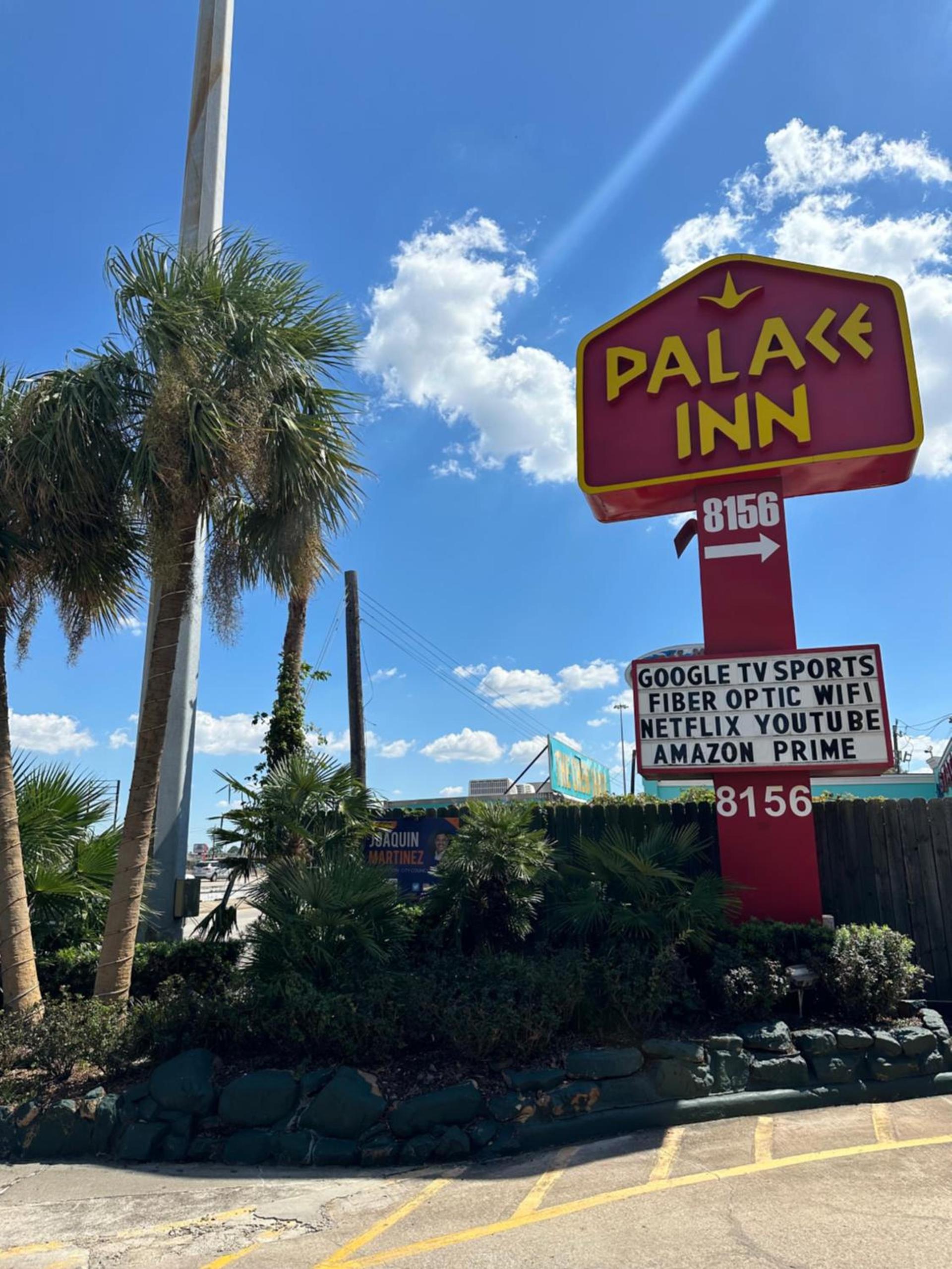 Palace Inn I-45 & Bellfort photo 2