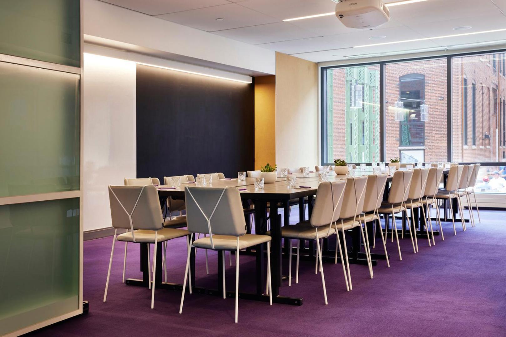 YOTEL Boston photo 83