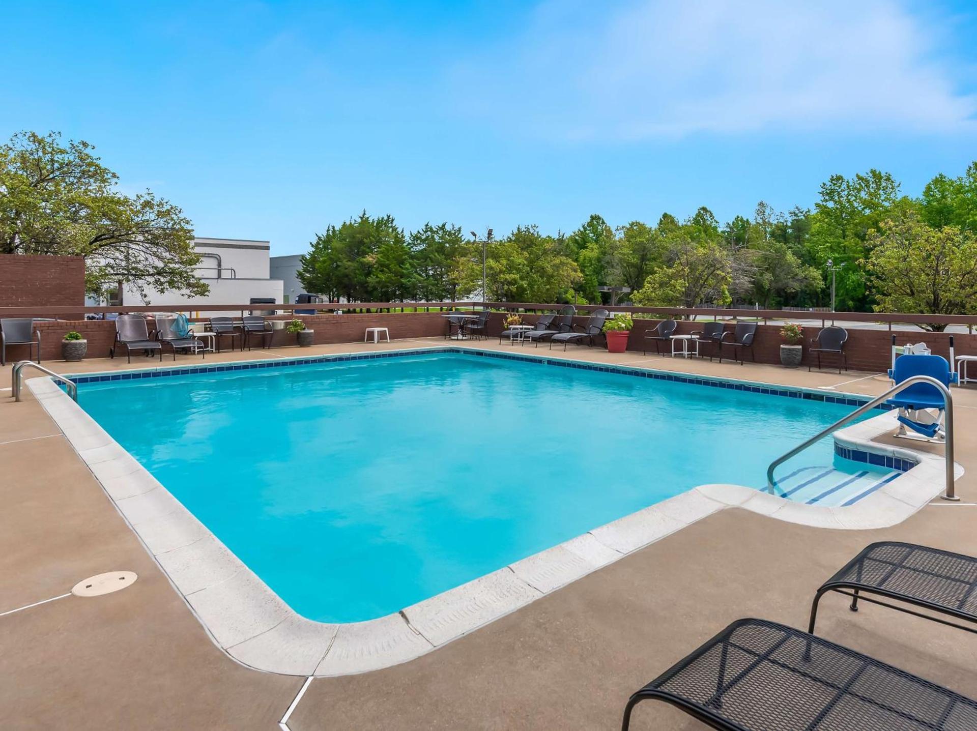 Best Western Potomac Mills photo 9