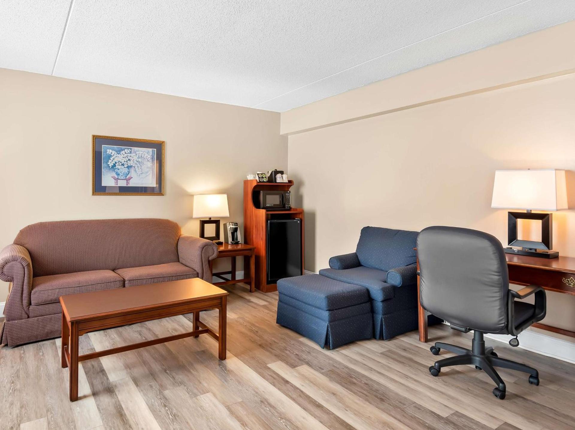 Best Western Potomac Mills photo 11